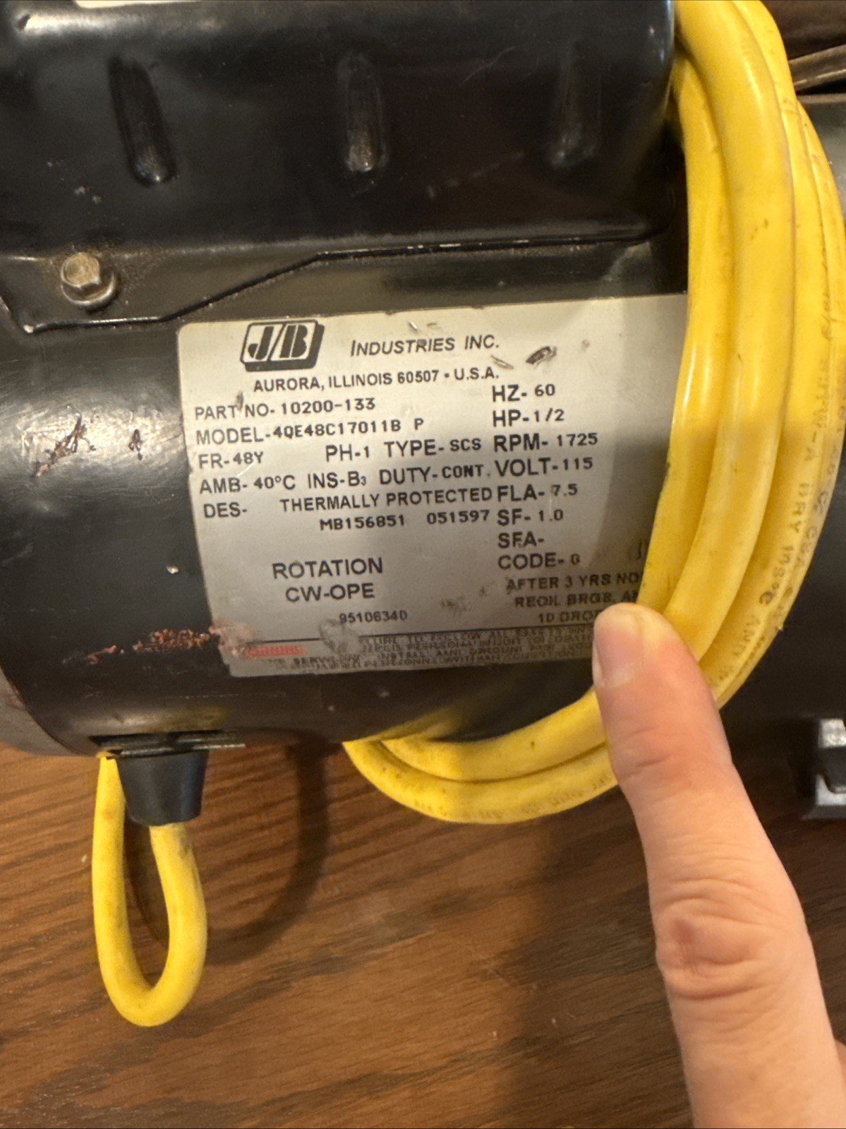 JB Industries FastVac DV-142N 2-Stage 1/2HP Vacuum Pump 5cfm + Accessories