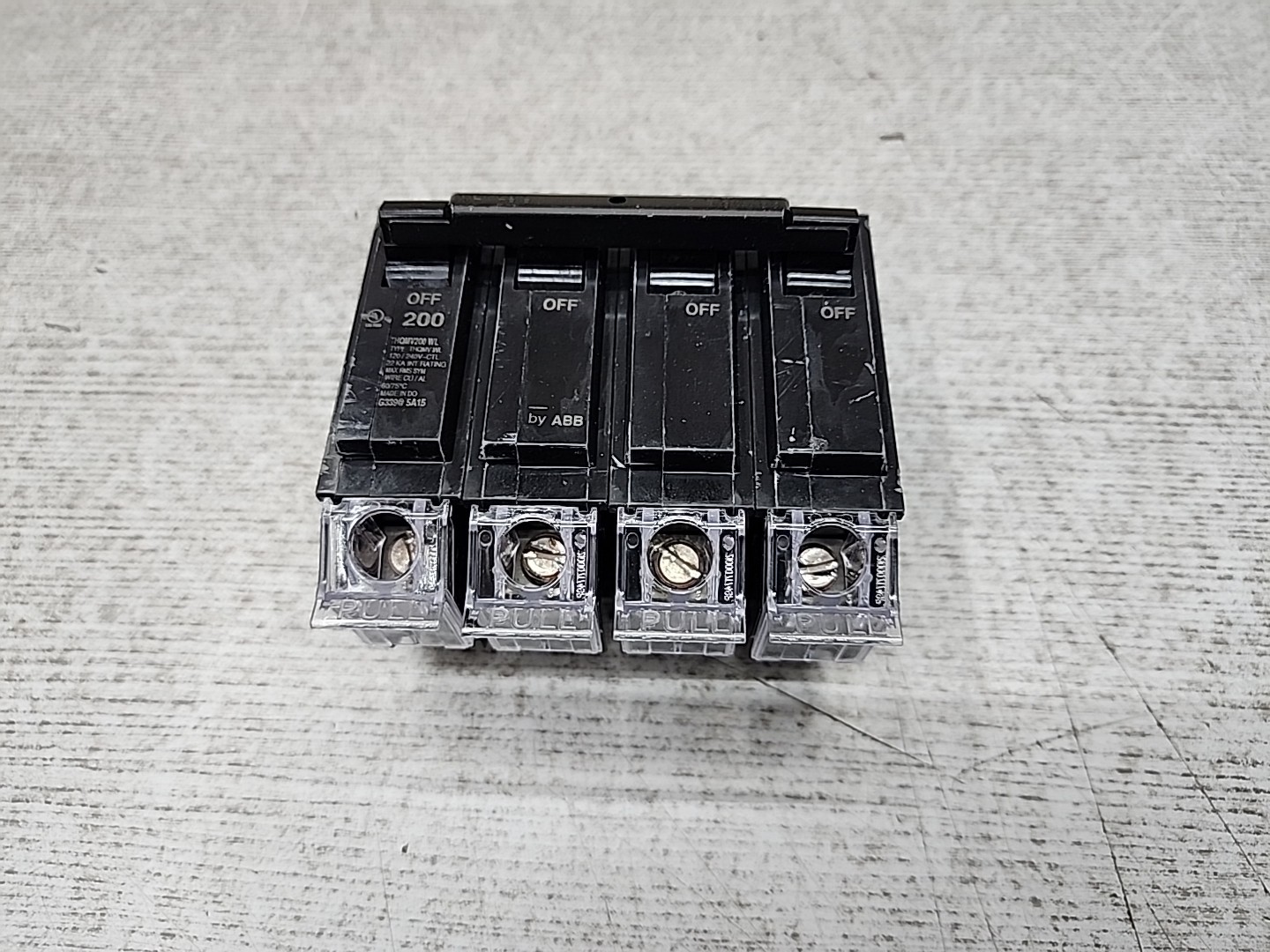 GE THQMV200WL 200 Amp 120/240 Volt 2-Pole Plug-In Mount  Main Circuit Breaker