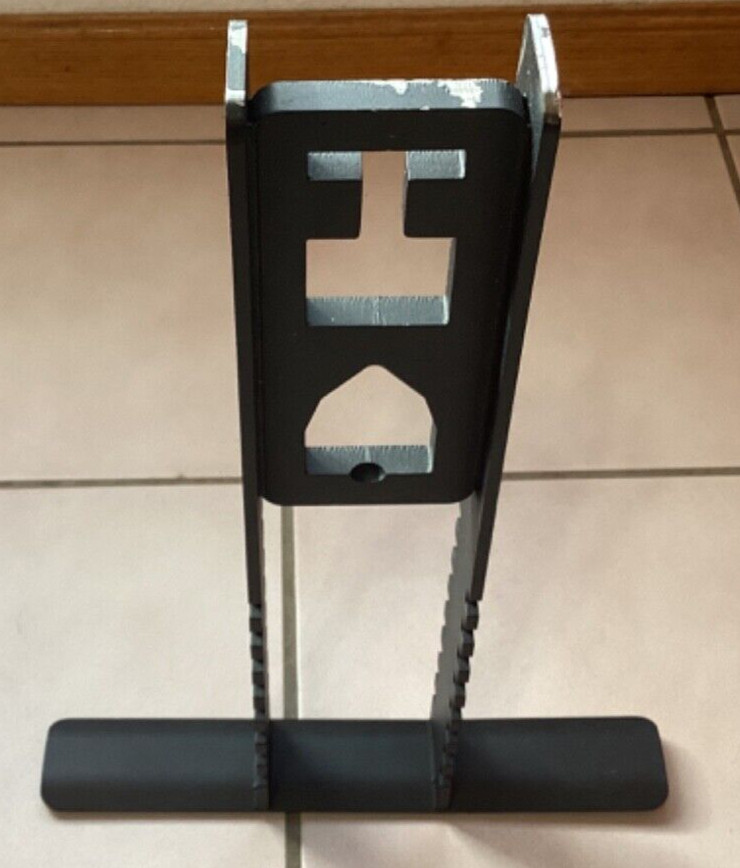 Heavy-Duty T-Post Puller – Robust Steel Plate Design for Efficient Post Removal