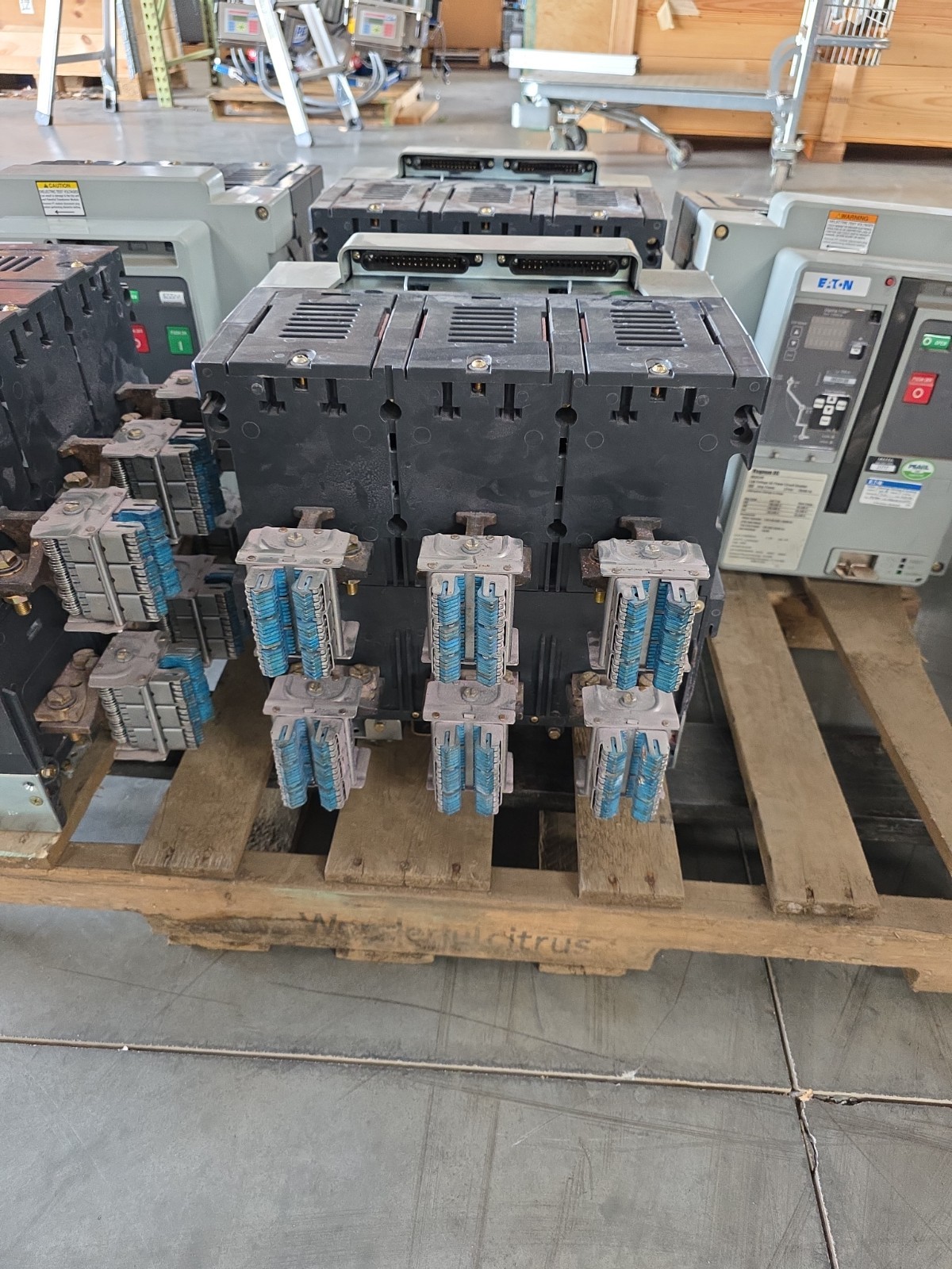 EATON Magnum DS MDSC08 Breaker 800 Amp w/ 11ARMLSI Digitrip