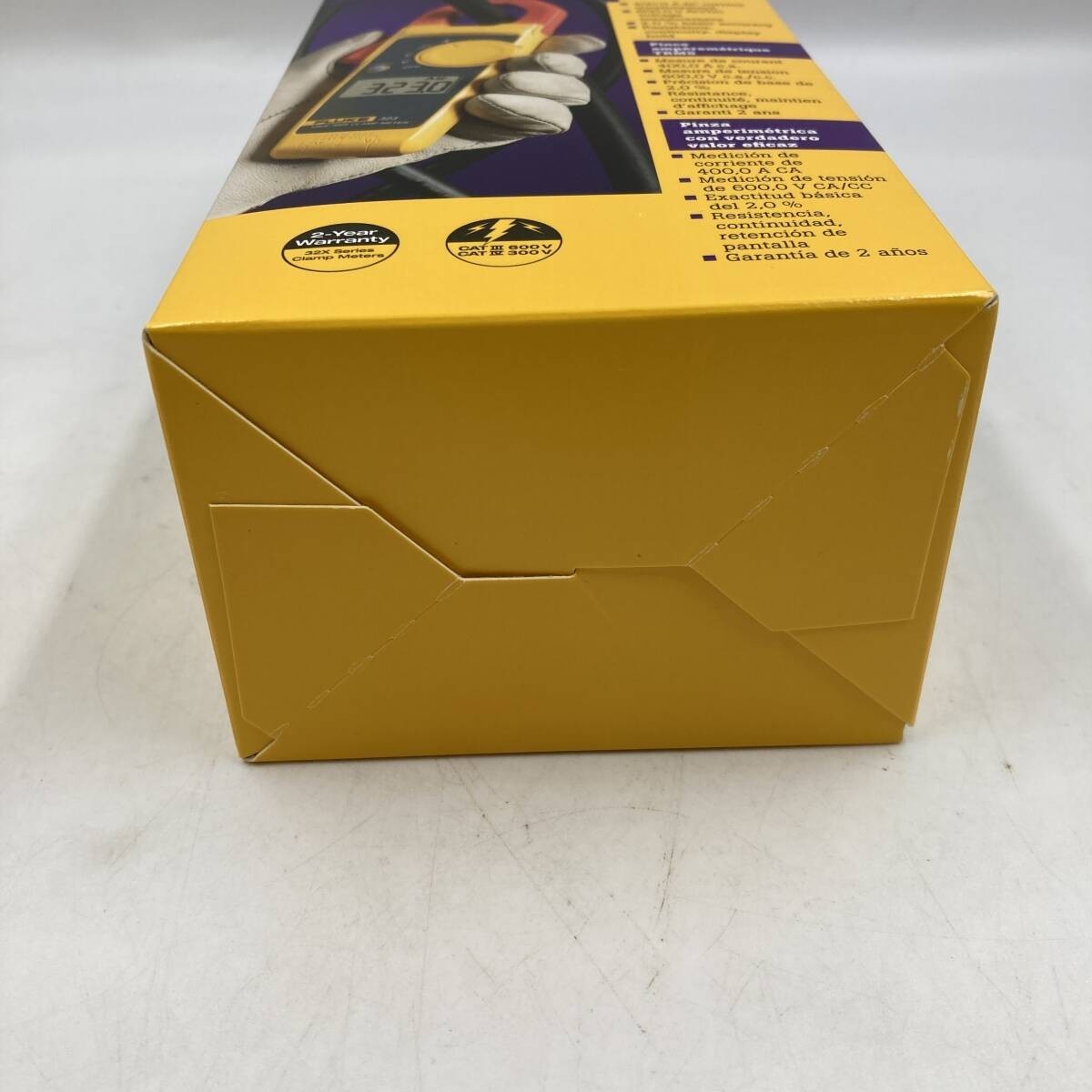 FLUKE Fluke 323 True-RMS Clamp Meter Fluke 323 400A 600V 7693249 New
