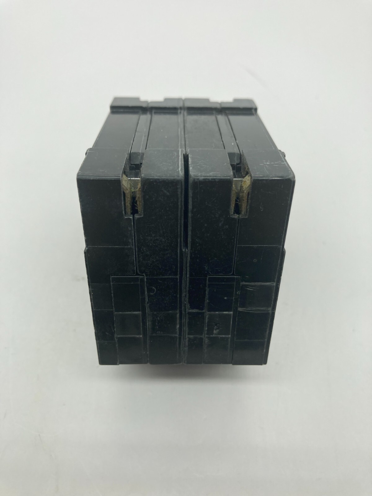 Homeline HOMT230230CP Quad Two 2 Pole 30 Amp 120/240V Plug In Square D Breaker