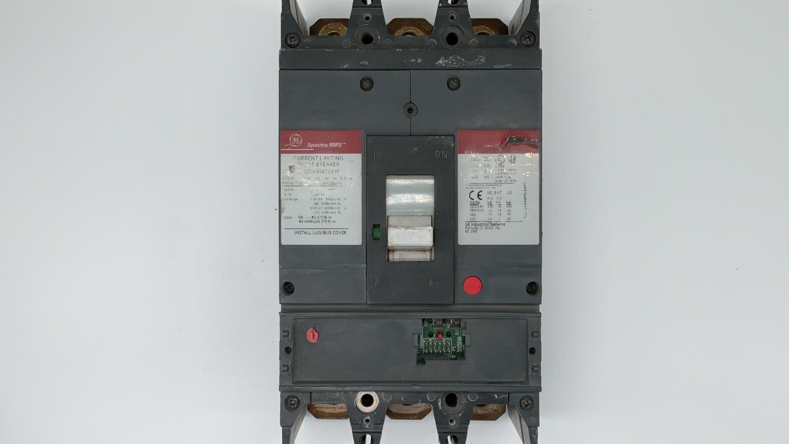 General Electric SGLA36AT0600 Bolt On Circuit Breaker 600A 600VAC 3P Trip