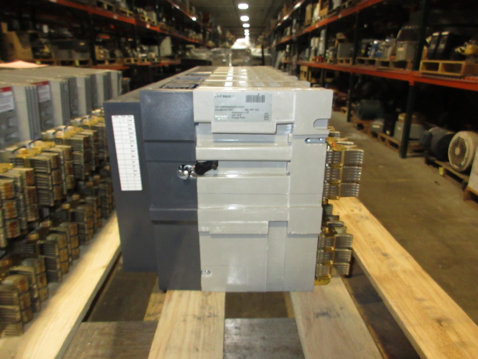 Square D NW40L1 Masterpact Circuit Breaker YA8KKR64A3SXXXXXCA 4000A Used