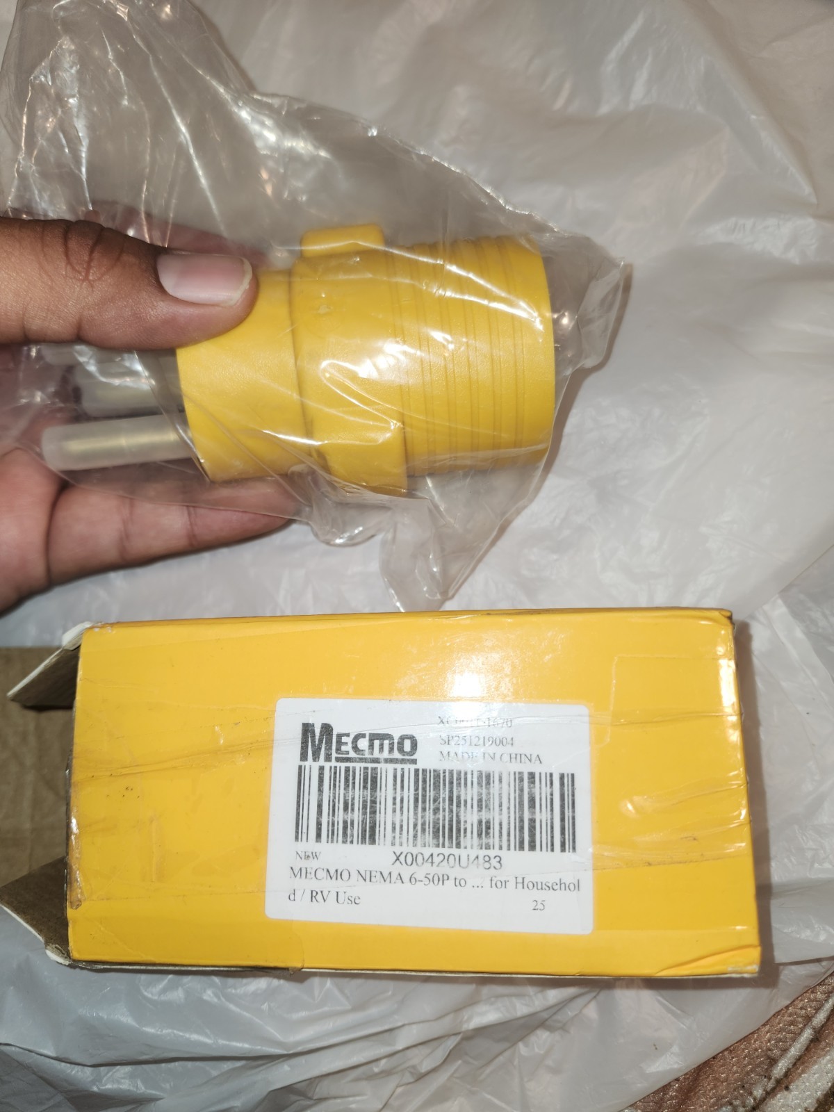 Mecmo XUANHUA N14-50R, rated for 125/250V Adapter Connector