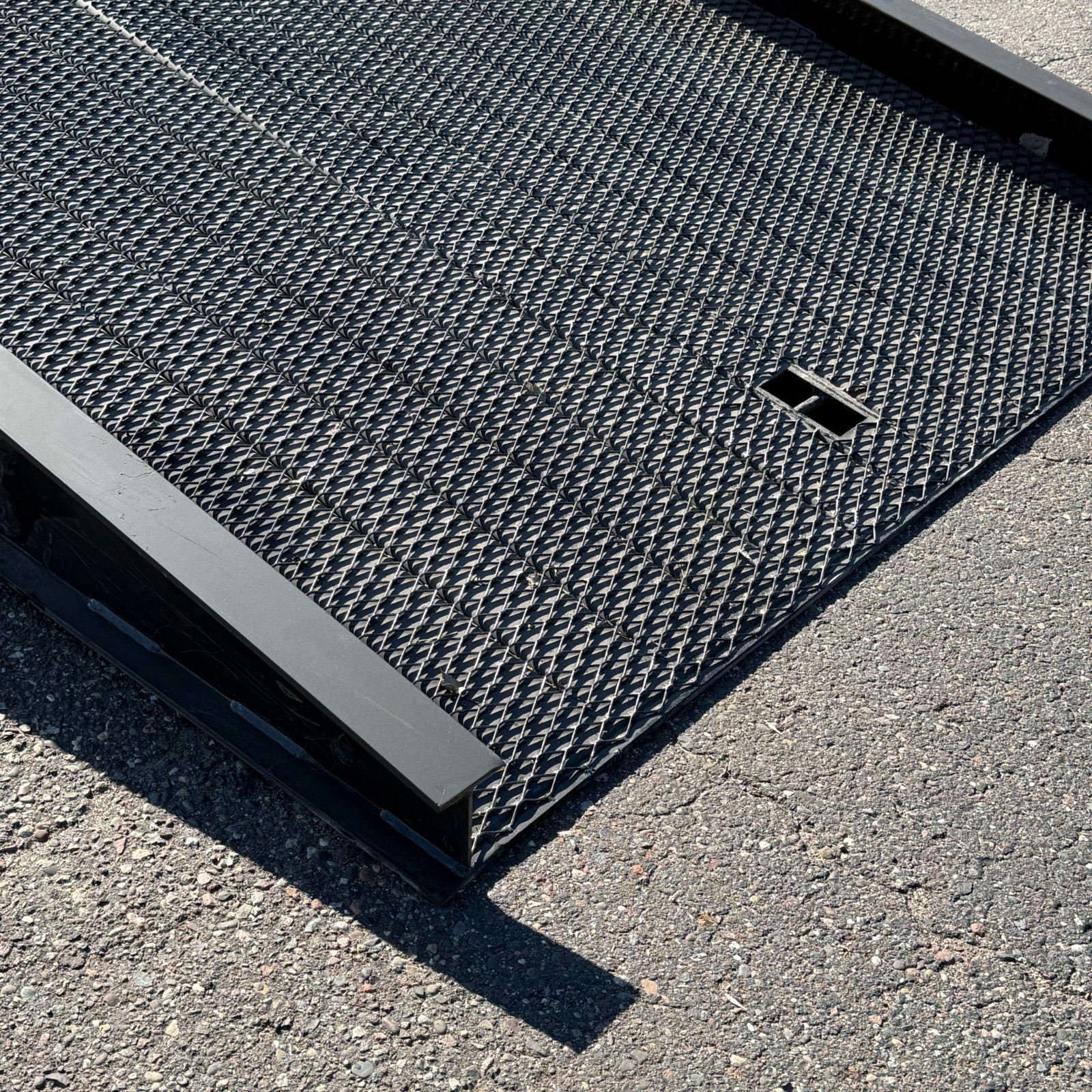 32,000LB Cap. Portable Yard Ramp Forklift Dock Height Truck Container Unloading