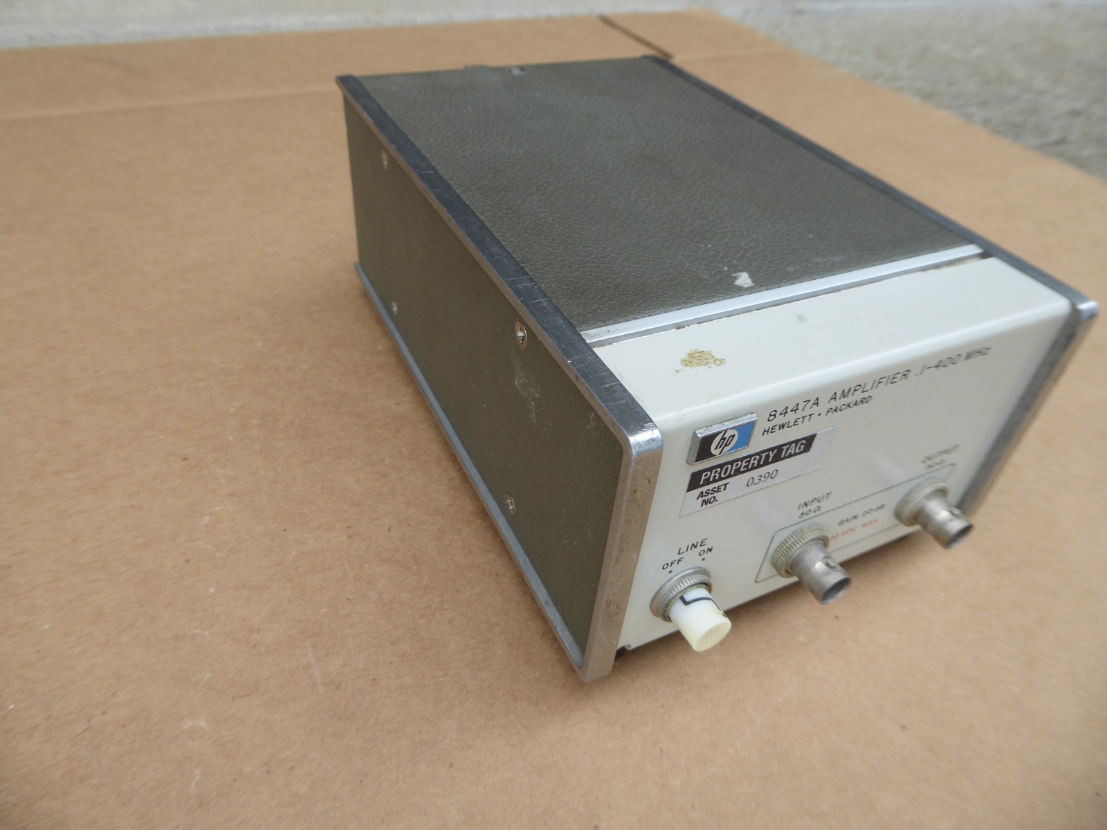 Hewlett-Packard 8447A Broadband Low-Noise RF Amplifier 0.1 – 400 MHz, HP, Amp