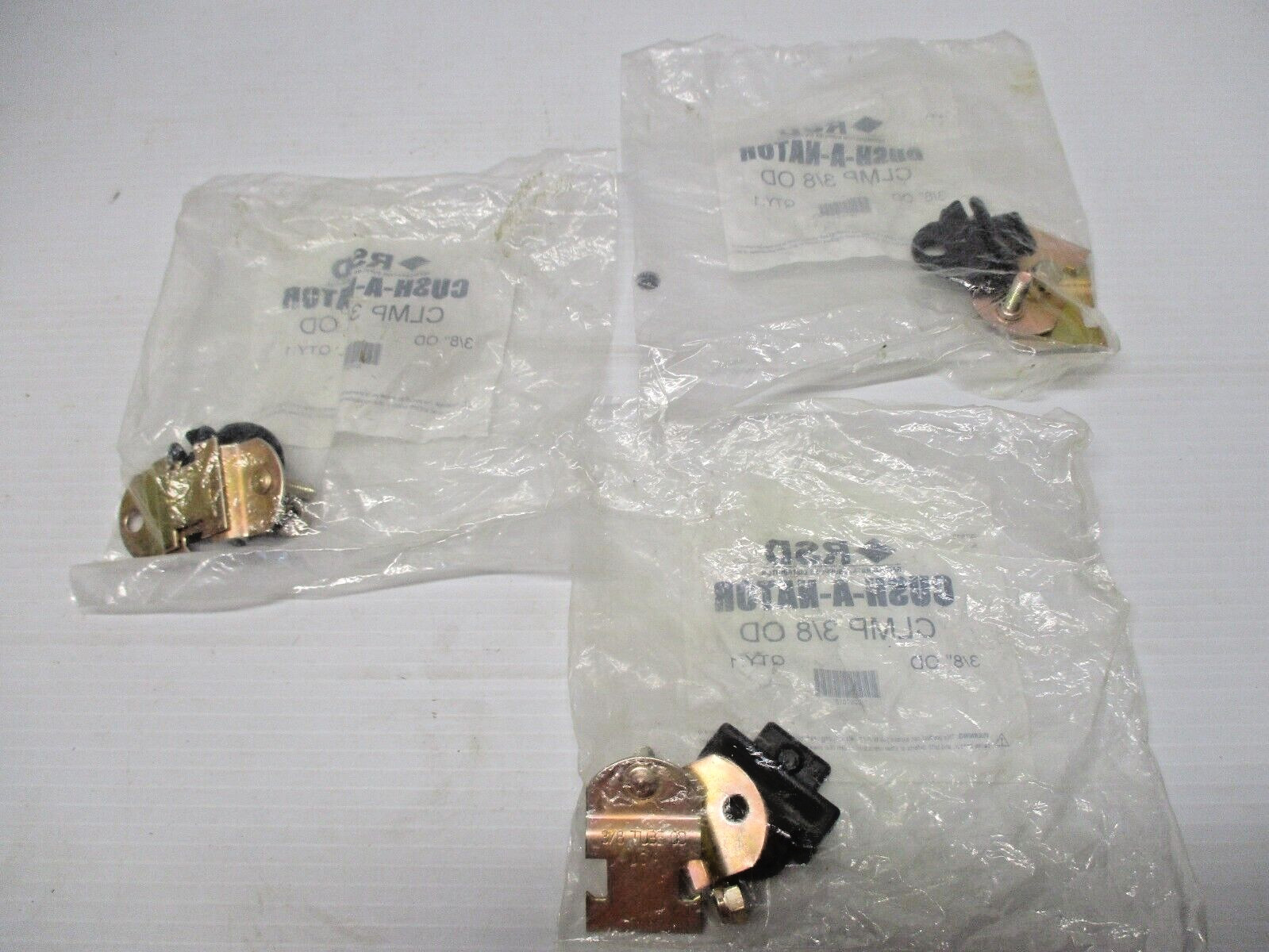 Lot of 25 CUSH-A-NATOR Cushioned Clamps 1 3/8″, 1 1/8″, 7/8″ and 3/8″