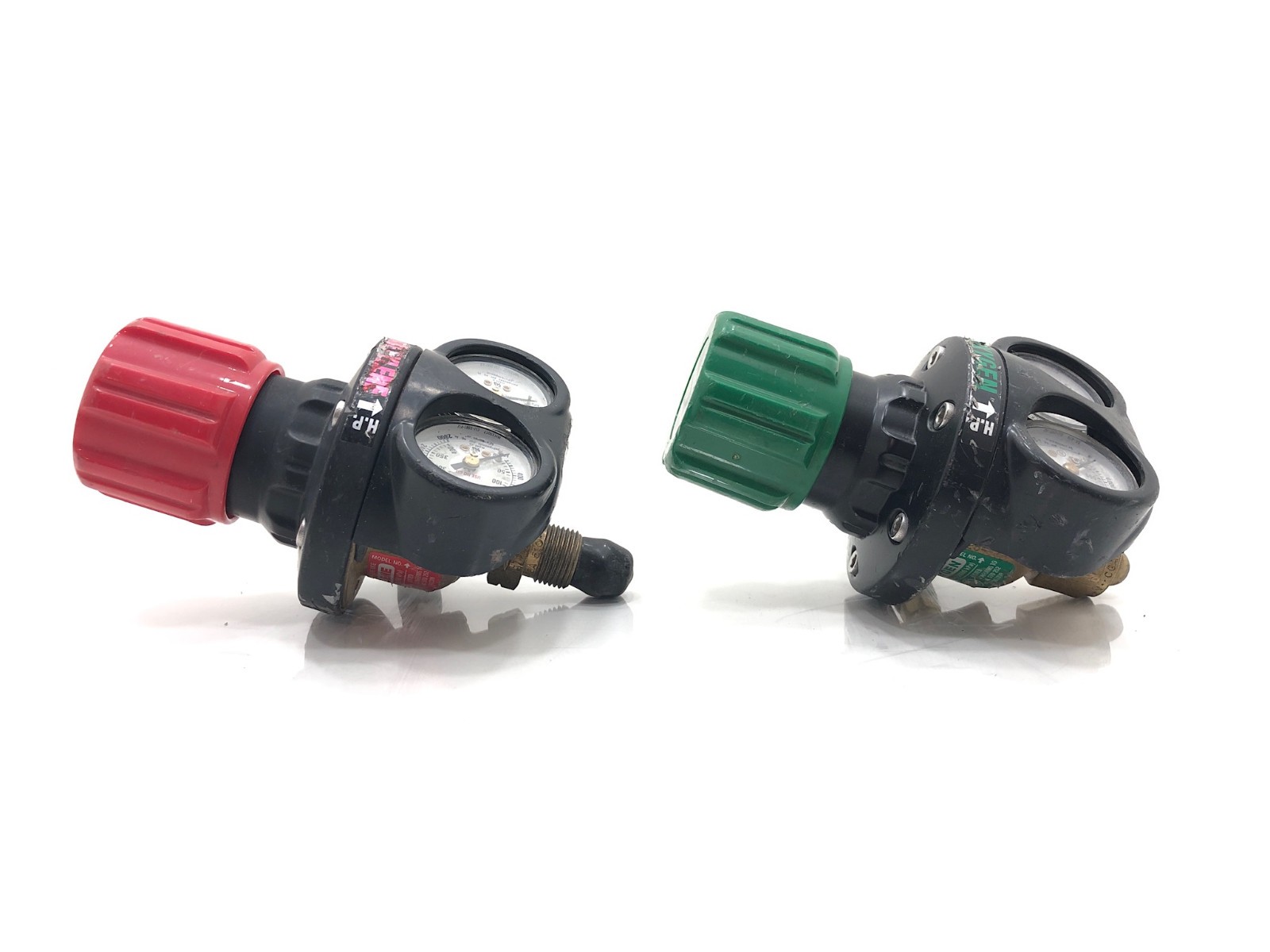 Set Victor Edge ESS4-125-540 Oxygen & ESS4-15-510 Acetylene Flow Regulators