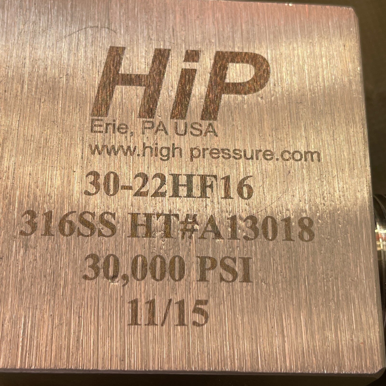 HiP 30-22HF16 Elbow High Pressure Fitting 30,000 PSI See Pictures