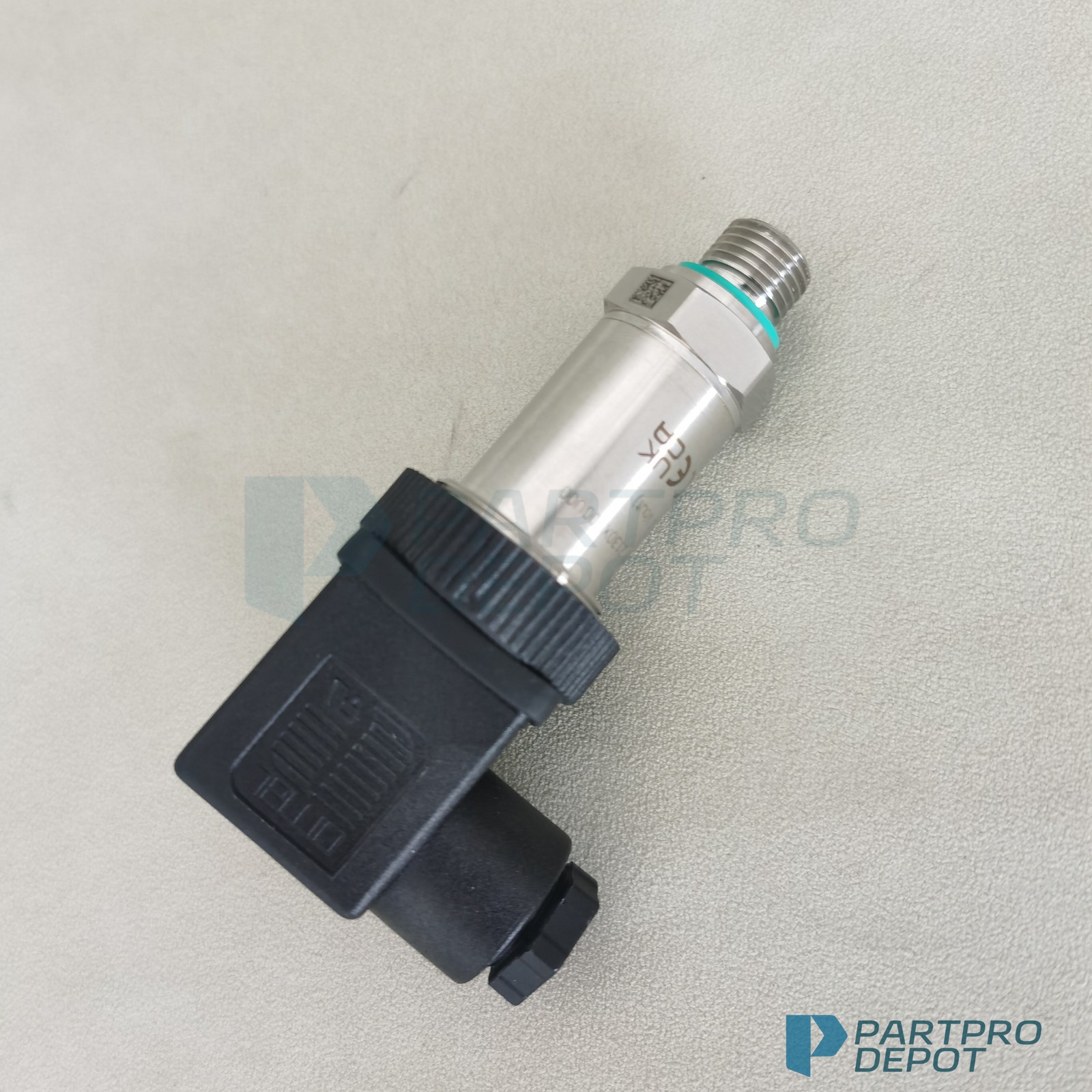 NEW For Gefran KS-N-E-E-B25D-M-V-602 Pressure Sensor US