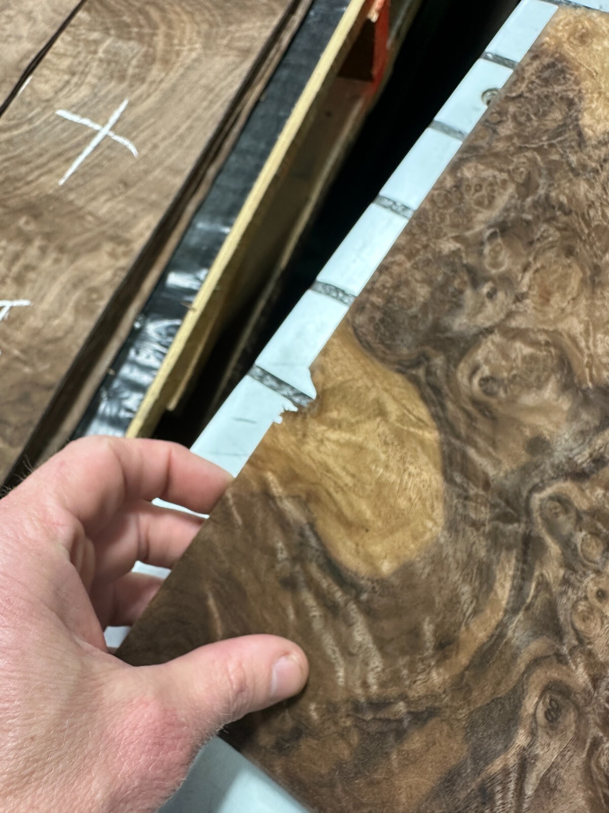 Walnut Burl Raw Wood Veneer 2 sheets 11» x 7» 48K