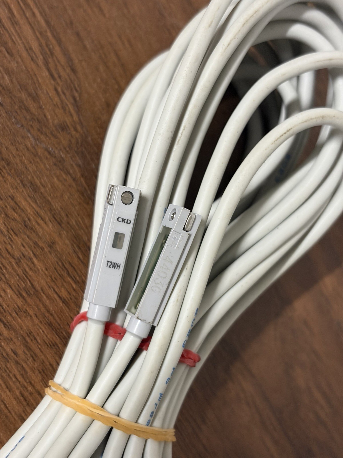 CKD LCG-Q-20-150-UP4 Linear Slide Cylinder w/ Sensor Cable