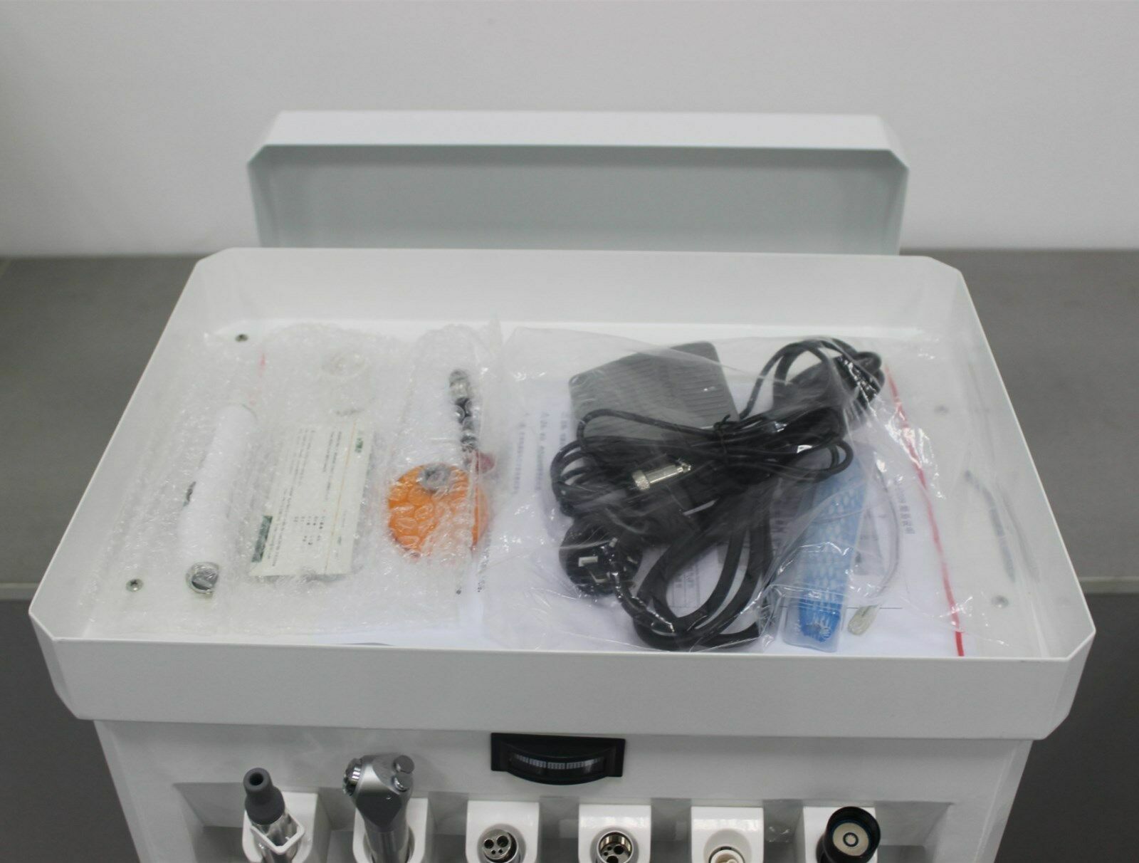 Mobile Dental Unit GU-P209 with Air Compressor LED Curing Light Scaler 4 Hole US