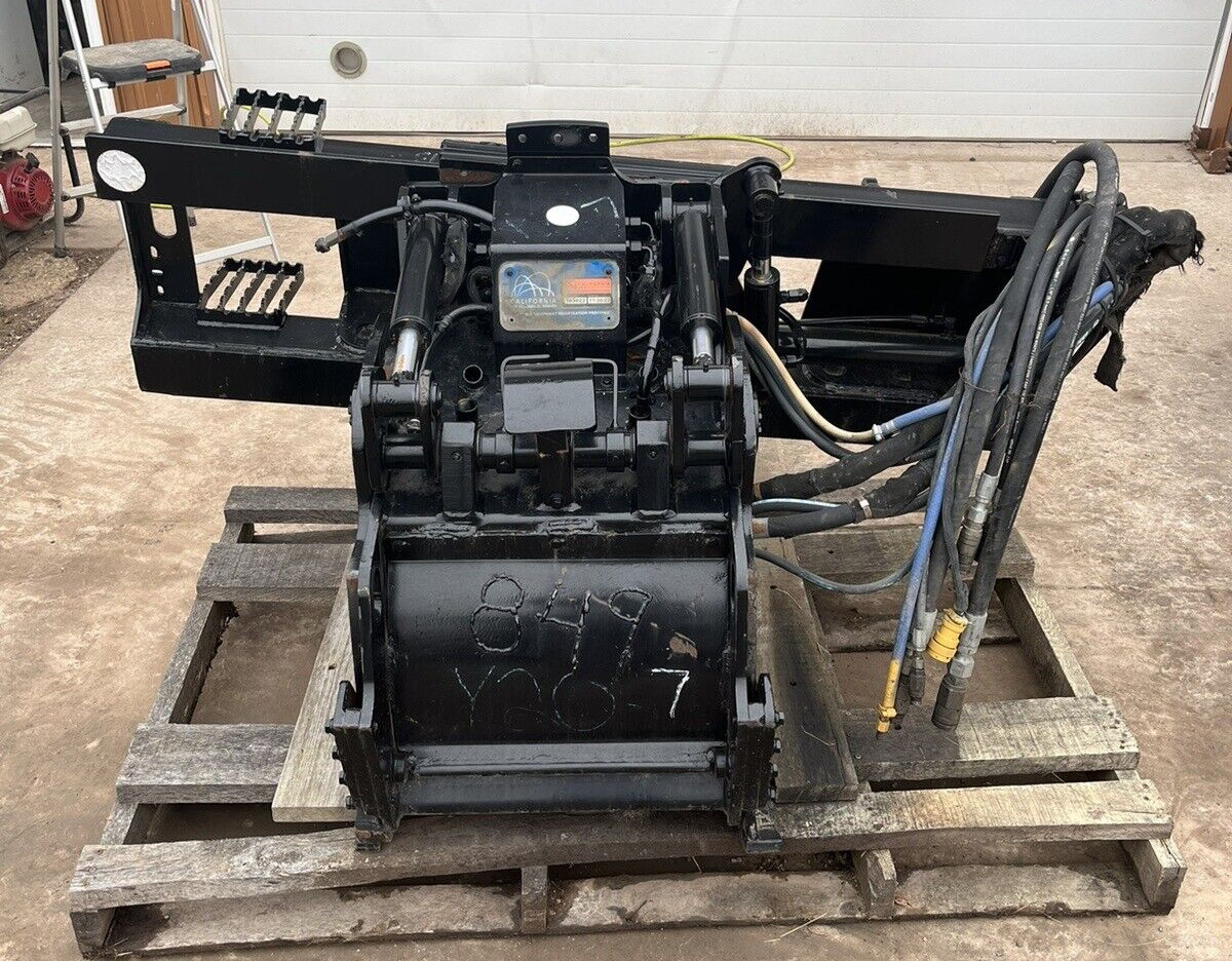 CAT PC205 QUICK TACH COLD PLANER ASPHALT GRINDER – WE CRATE & SHIP GOV SURPLUS