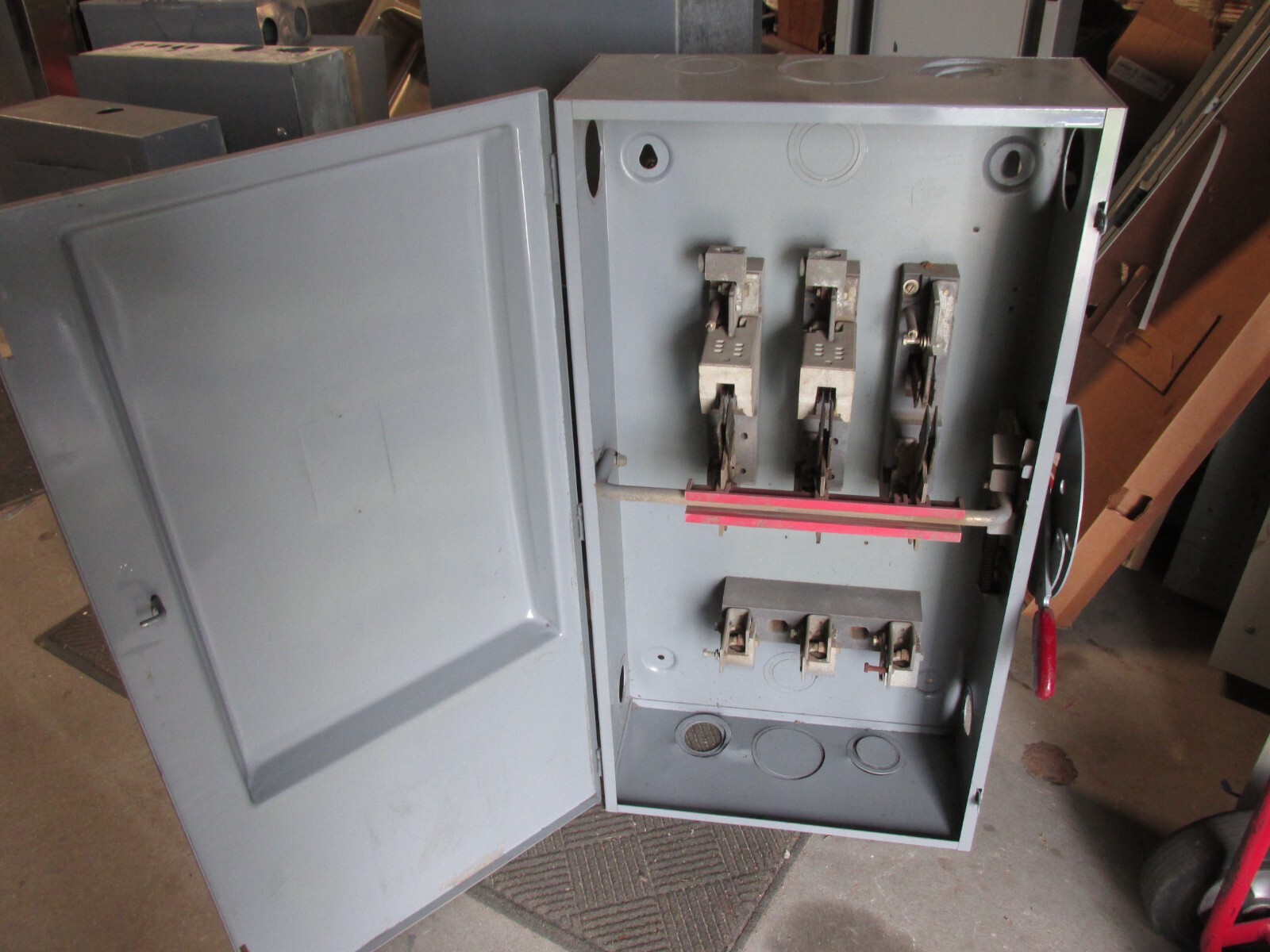 WESTINGHOUSE HEAVY DUTY SAFETY SWITCH HF-365 400 AMP 600 V AC (FUSIBLE)..PR-137