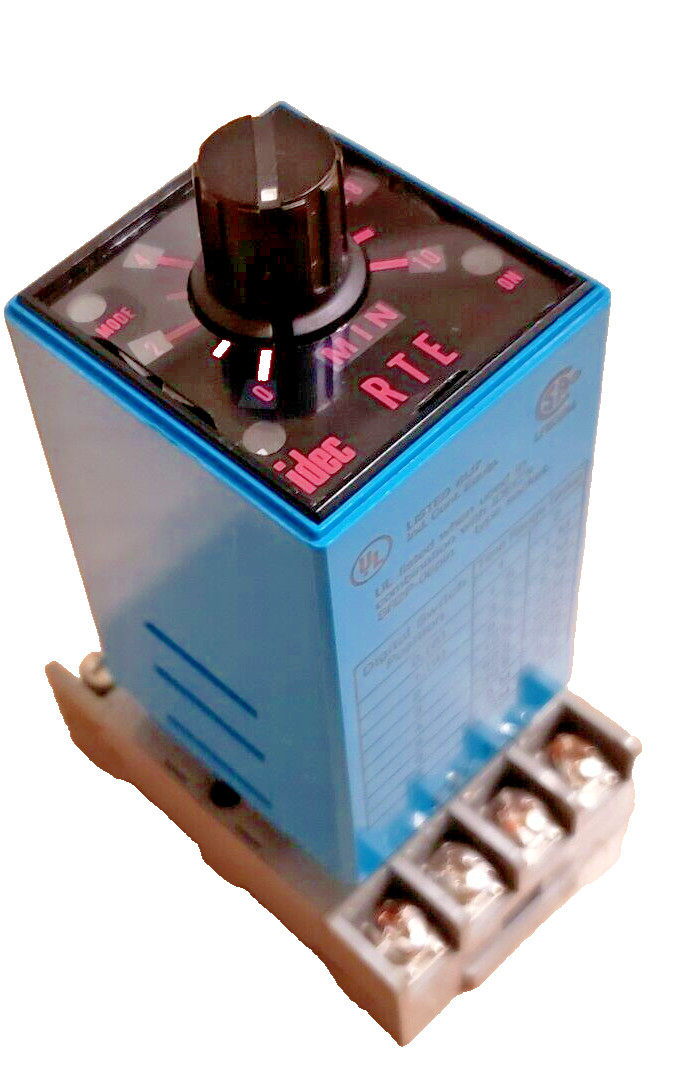 IDEC RTE-P11 / RTEP11 ANALOG ELECTRONIC TIMER 120V RELAY