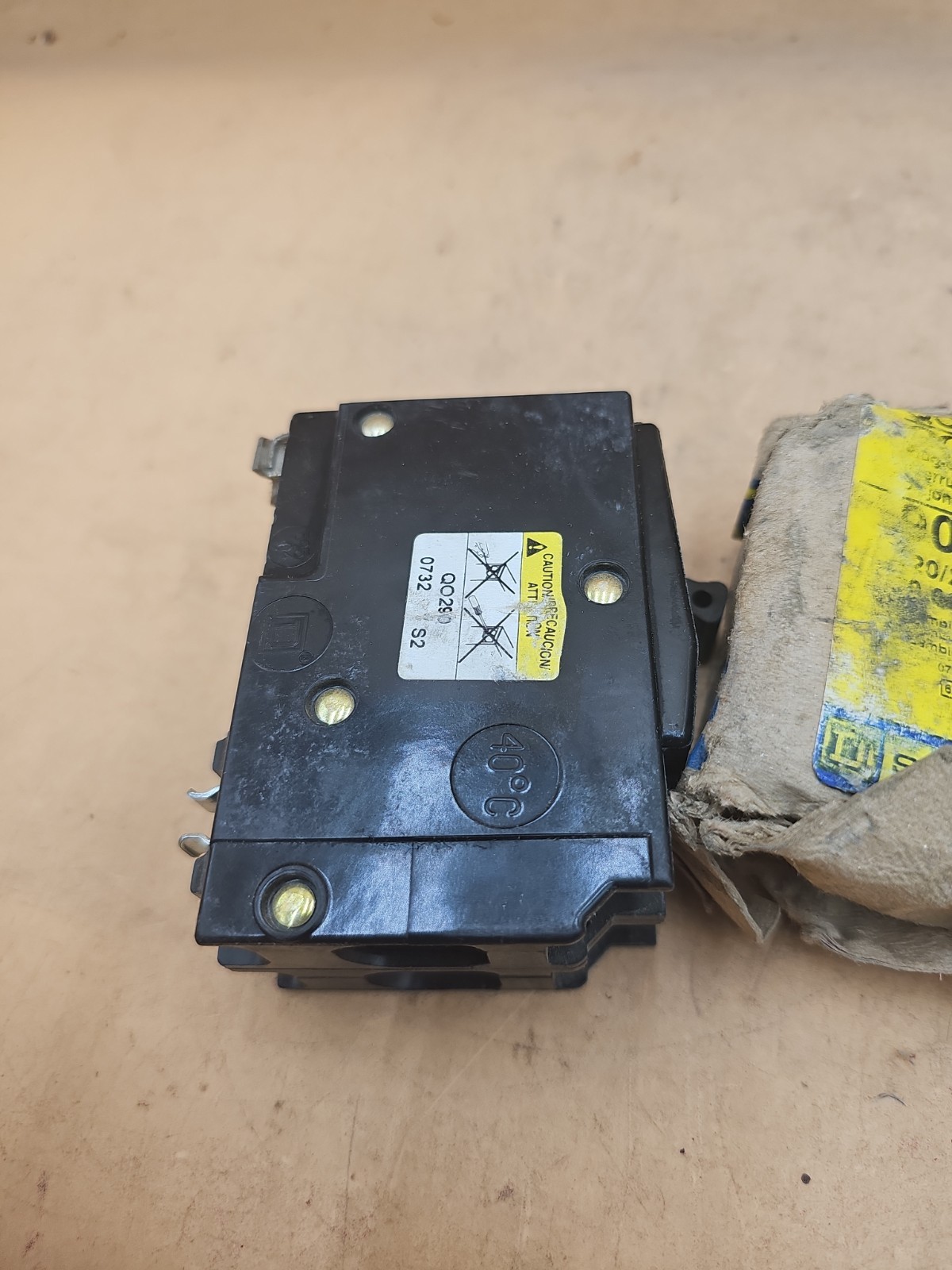 Square D QO290 2 Pole 90 Amp Type QO Plug-On Circuit Breaker