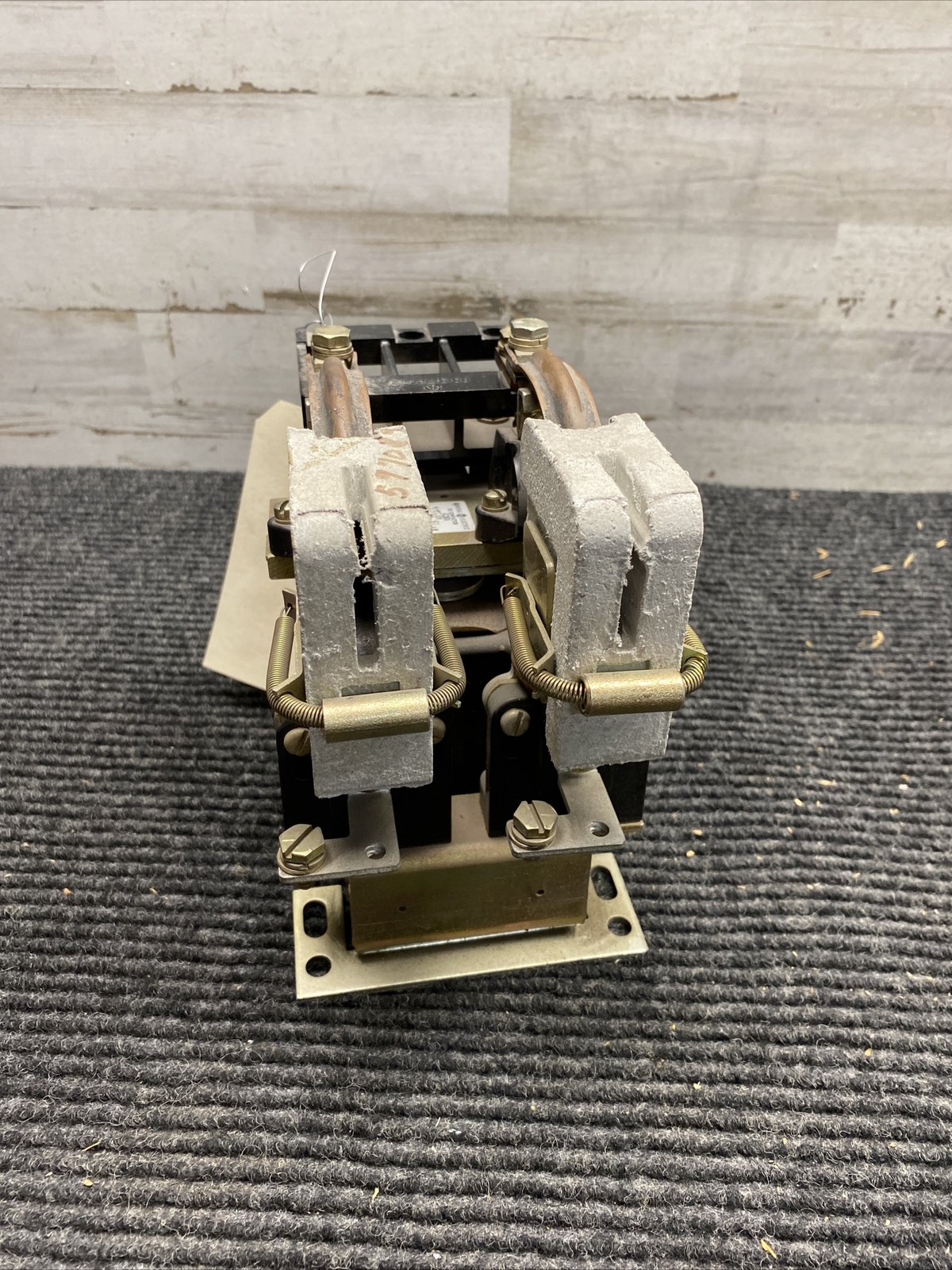 General Electric 1612CA3H Dc Contactor 115/120v-dc 600v-dc 50 Amp
