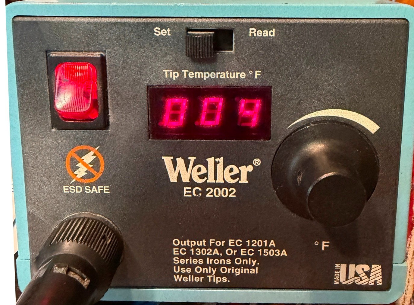 Weller EC2002 Soldering Station with EC1302A Soldering Iron AS-IS read descrip