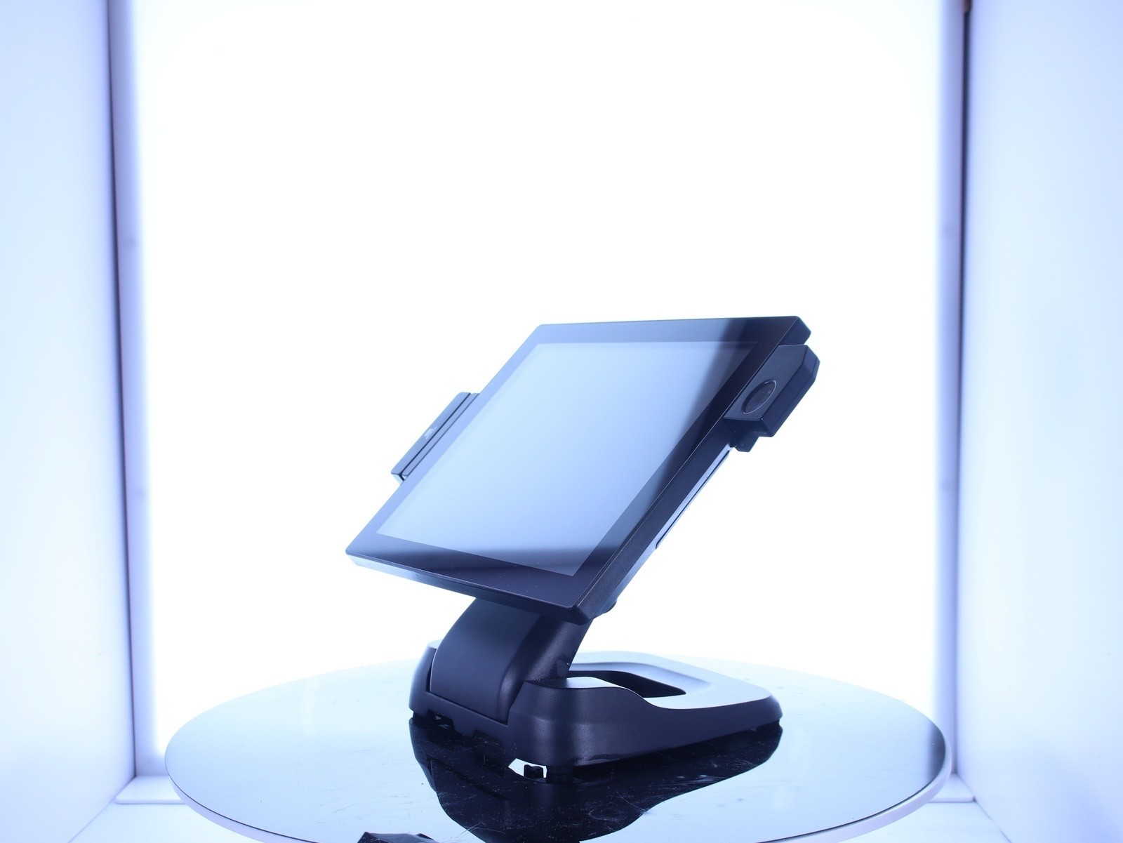 Hisense POS Terminal – HK570Eii w/ Stand, No AC
