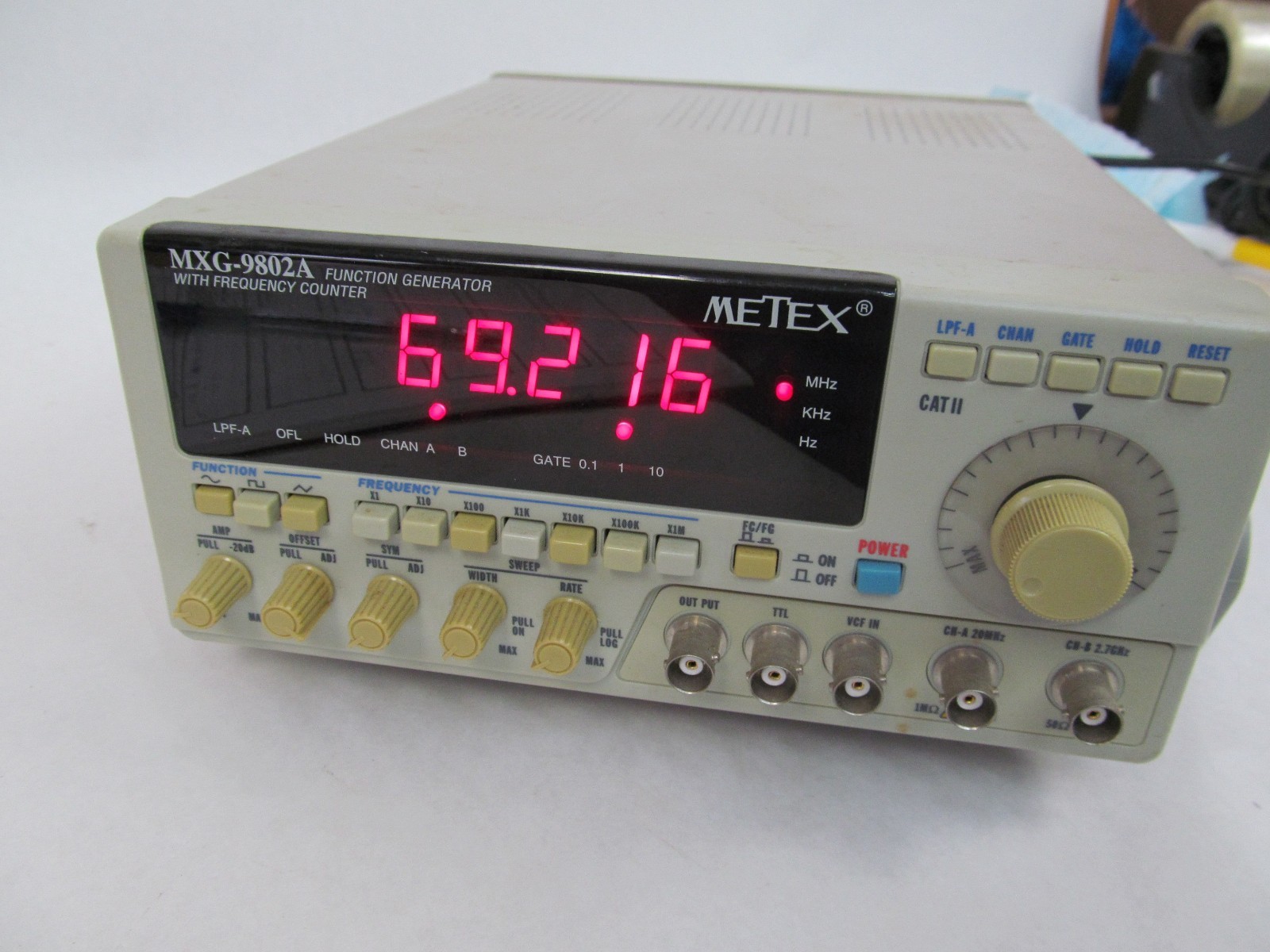 Metex MXG-9802A Function Generator w/ Frequency Counter