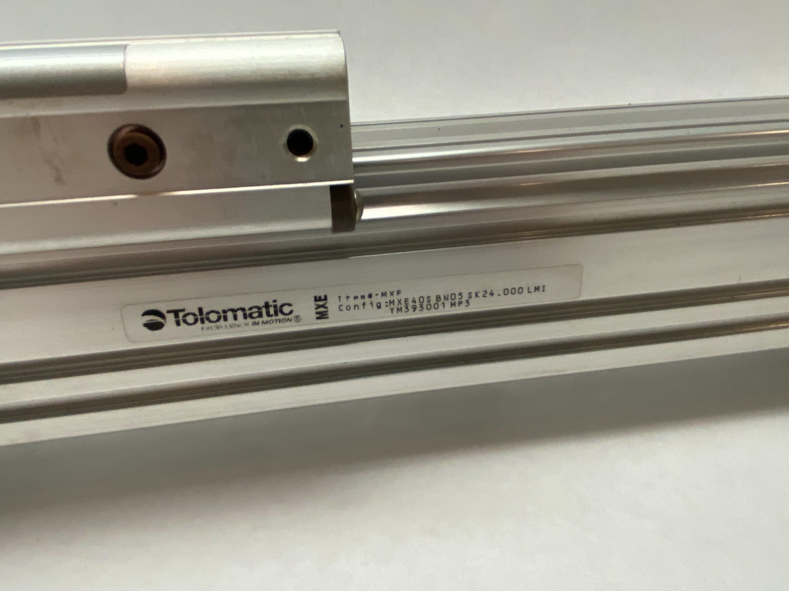 Tolomatic MXE40S BN05 SK24.000LMI Screw Driven Linear Actuator, Solid Bearing