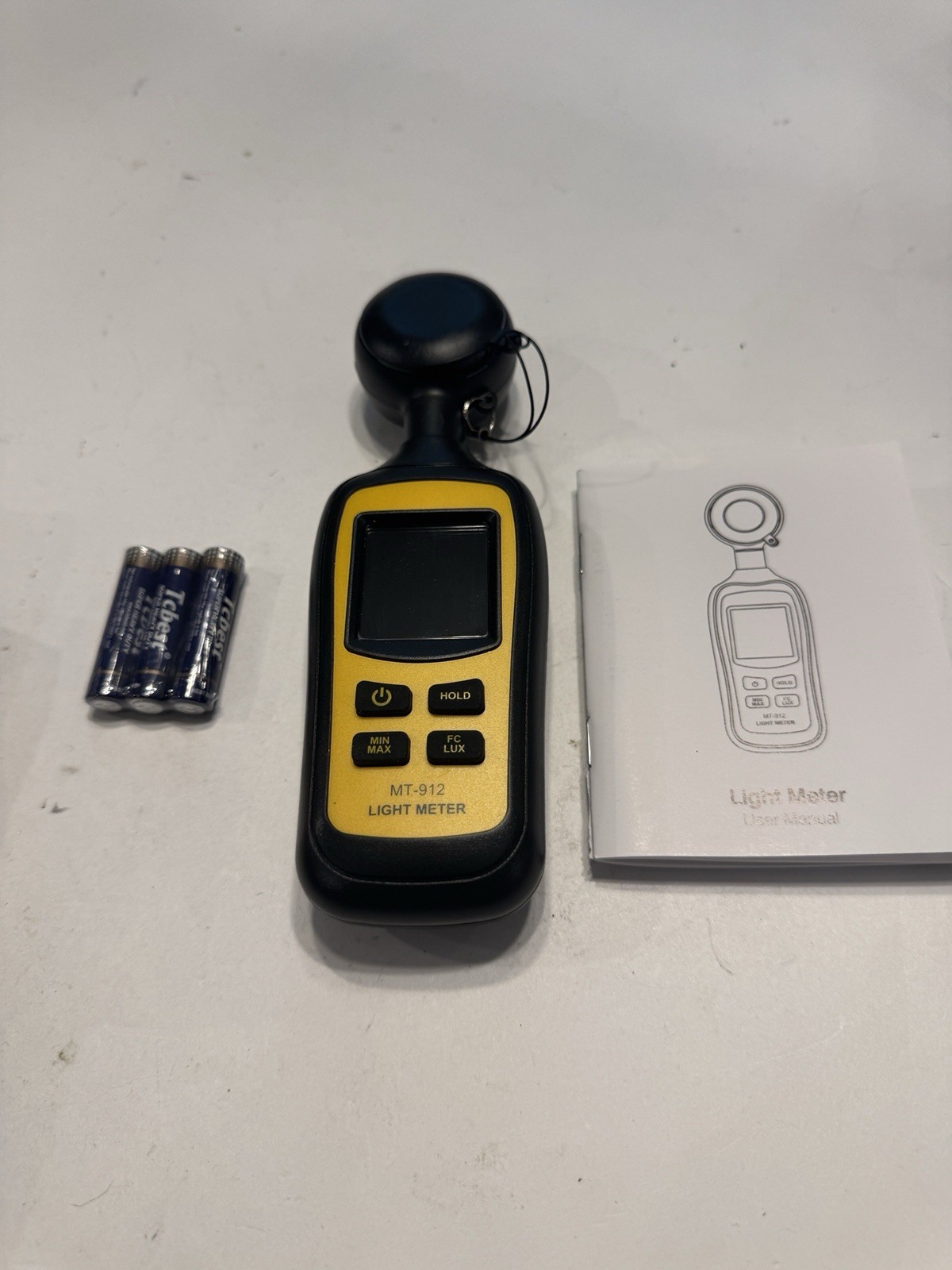 MT-912 Digital Illuminance Light Meter Lux Meter Temperature Tester