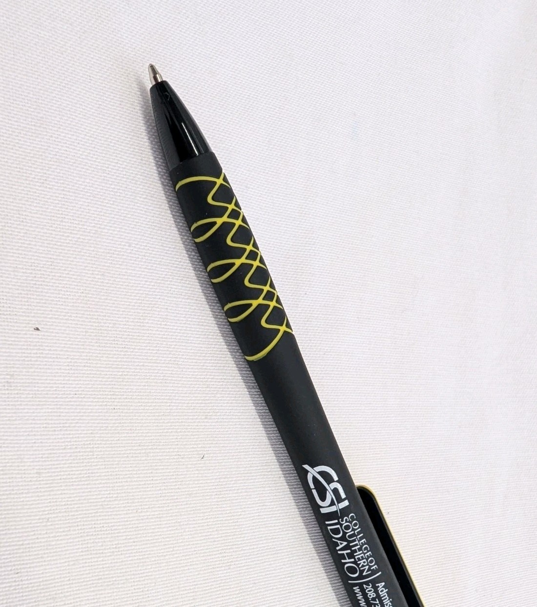 30 Misprint Retractable Click Pens SPIRALINA COMFORT NIGHT Hub Pen Lot YELLOW