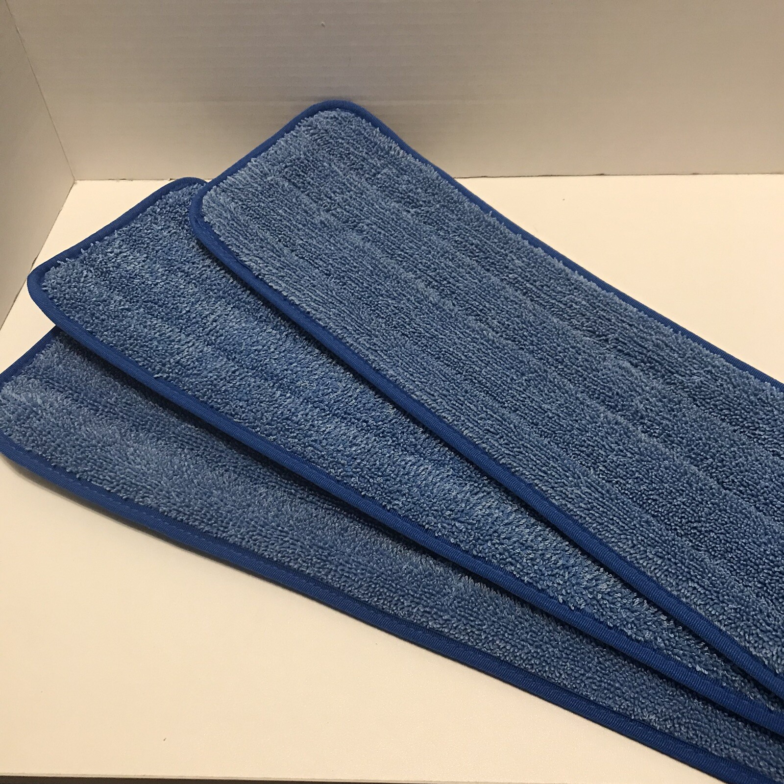 Rubbermaid Commercial Q410 18″ Eco Microfiber Wet Pad – Blue ~ NEW ~ Lot Of 3