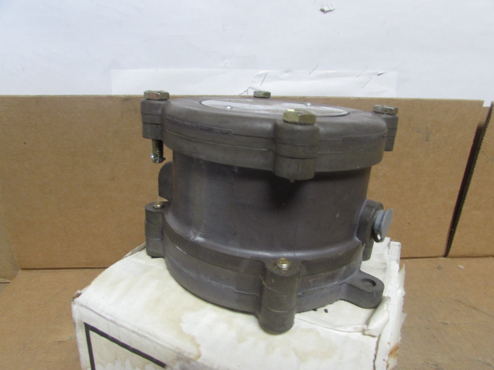 Dwyer 1950-10-2F Explosion-Proof Pressure Switch ( NEW IN BOX ) ***MAKE OFFER***