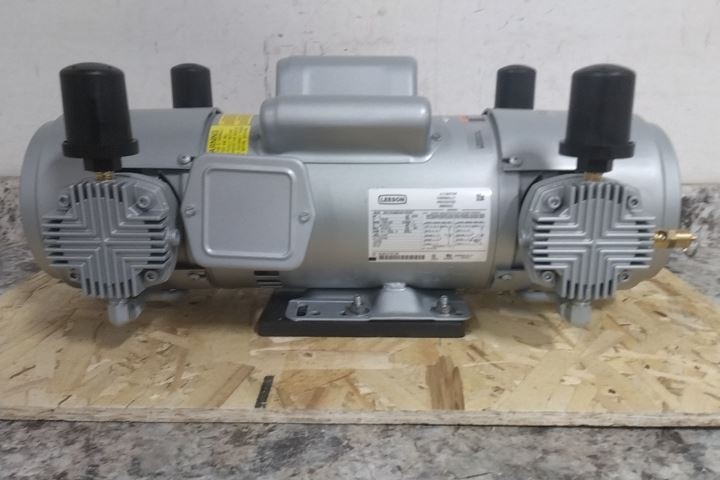 Gast 8HDM-19-M850X 2 HP 1725 RPM 115/230VAC 11 CFM Piston Air Compressor