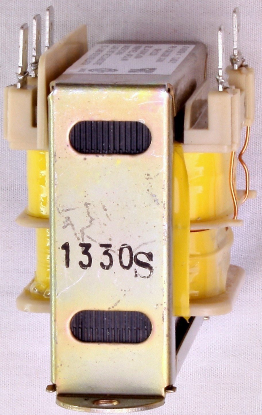 Honeywell AT140B1024 General Purpose Transformer 208V or 240V to 24V Class 2/3