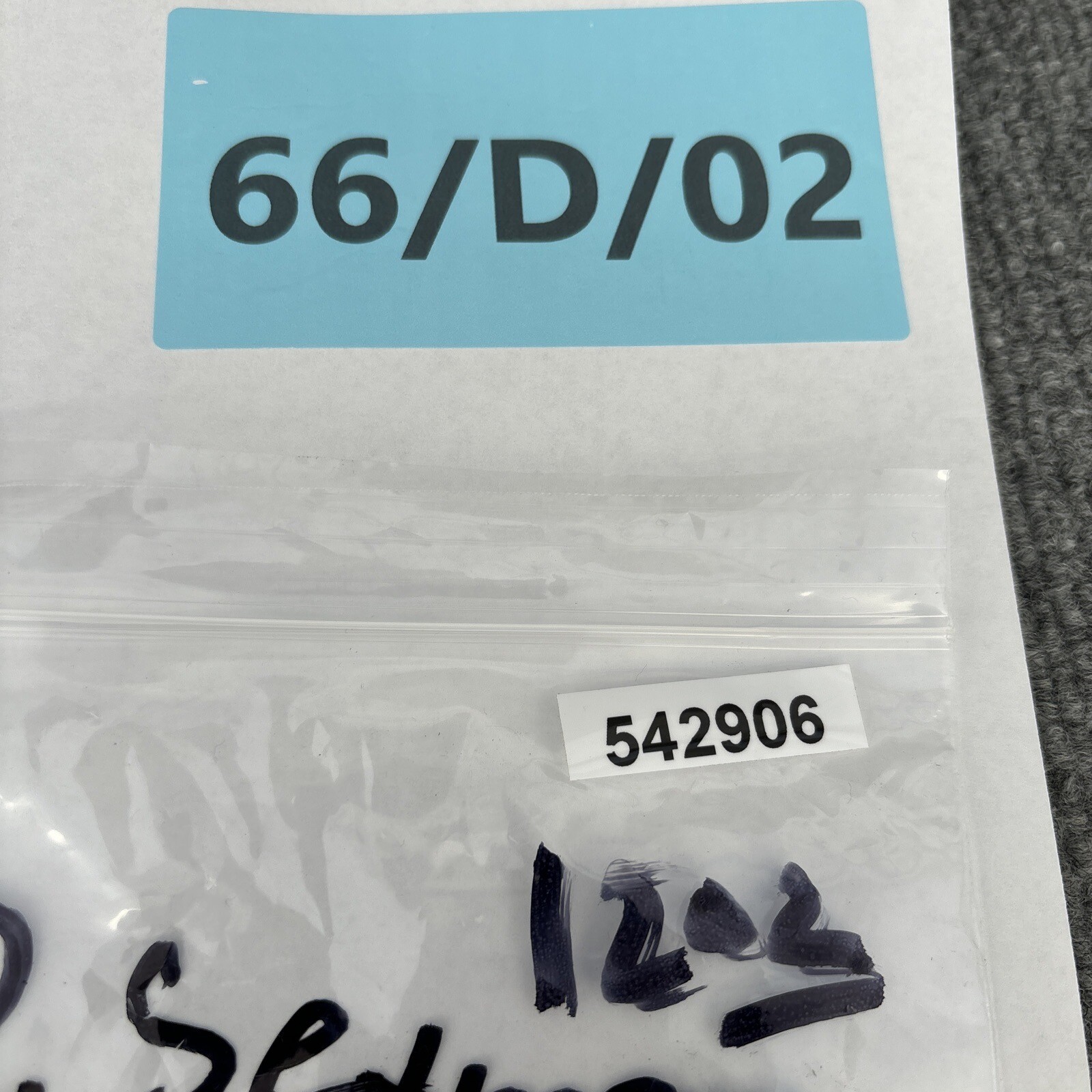 Pass & Seymour L1430C 30A 125/250V 3P 4W Twist Lock Receptacle Connector Used