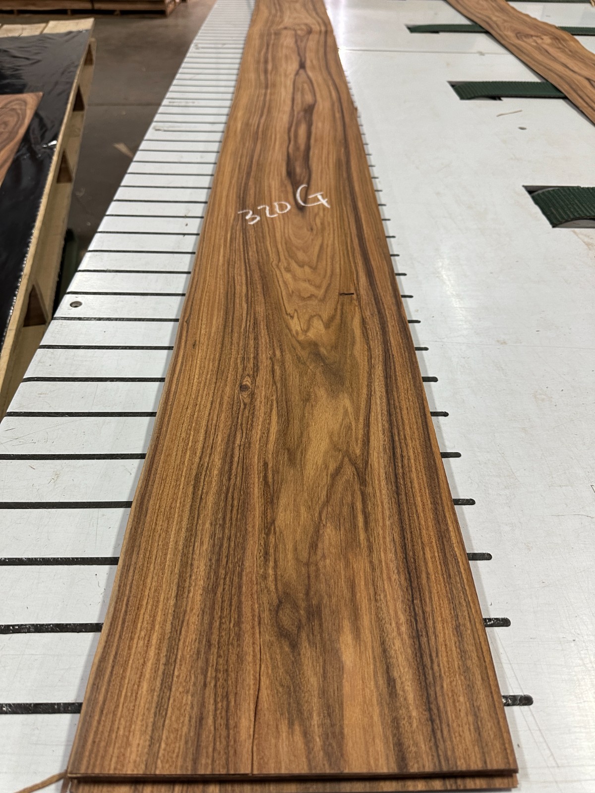 Santos Rosewood Raw Wood Veneer 2 sheets 103» x 9» 320G