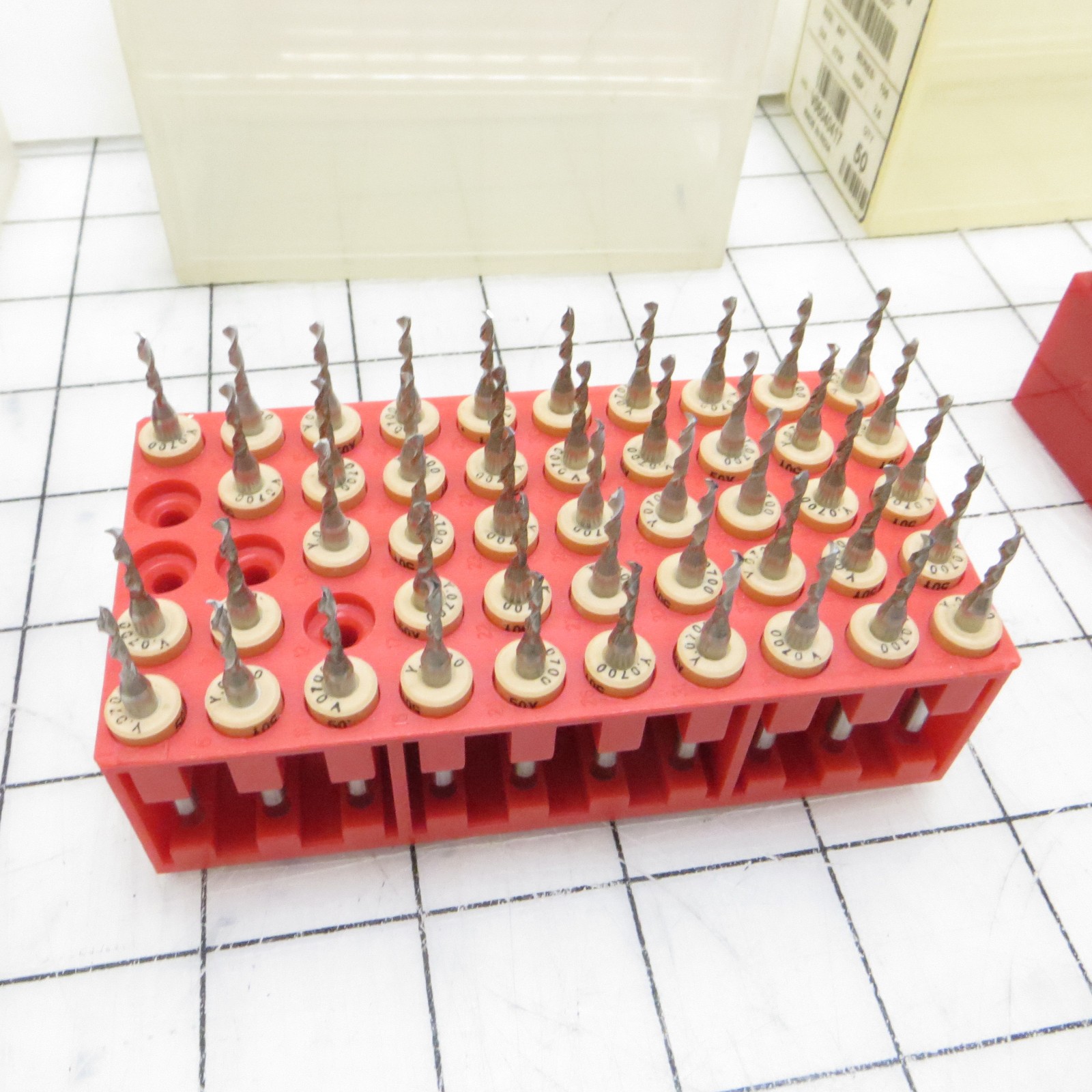 1/8″ Shank Precision PCB CNC Drill / Router Bits Mixed Lot of 560 Thicker Gauges