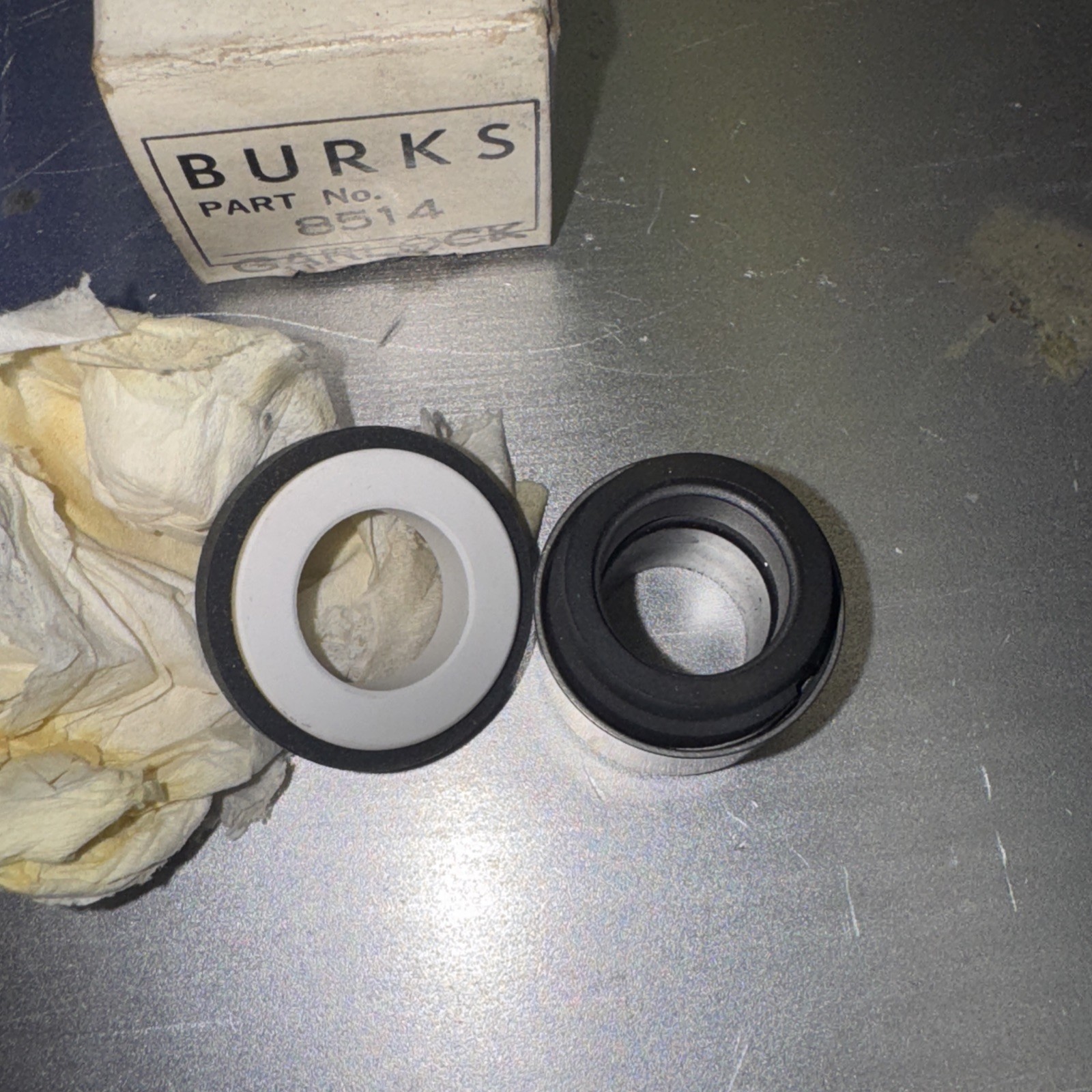 Burks 8514 Pump Seal Garlock Mechanical Carbon Seal Buna-N John Crane NOS, LO1