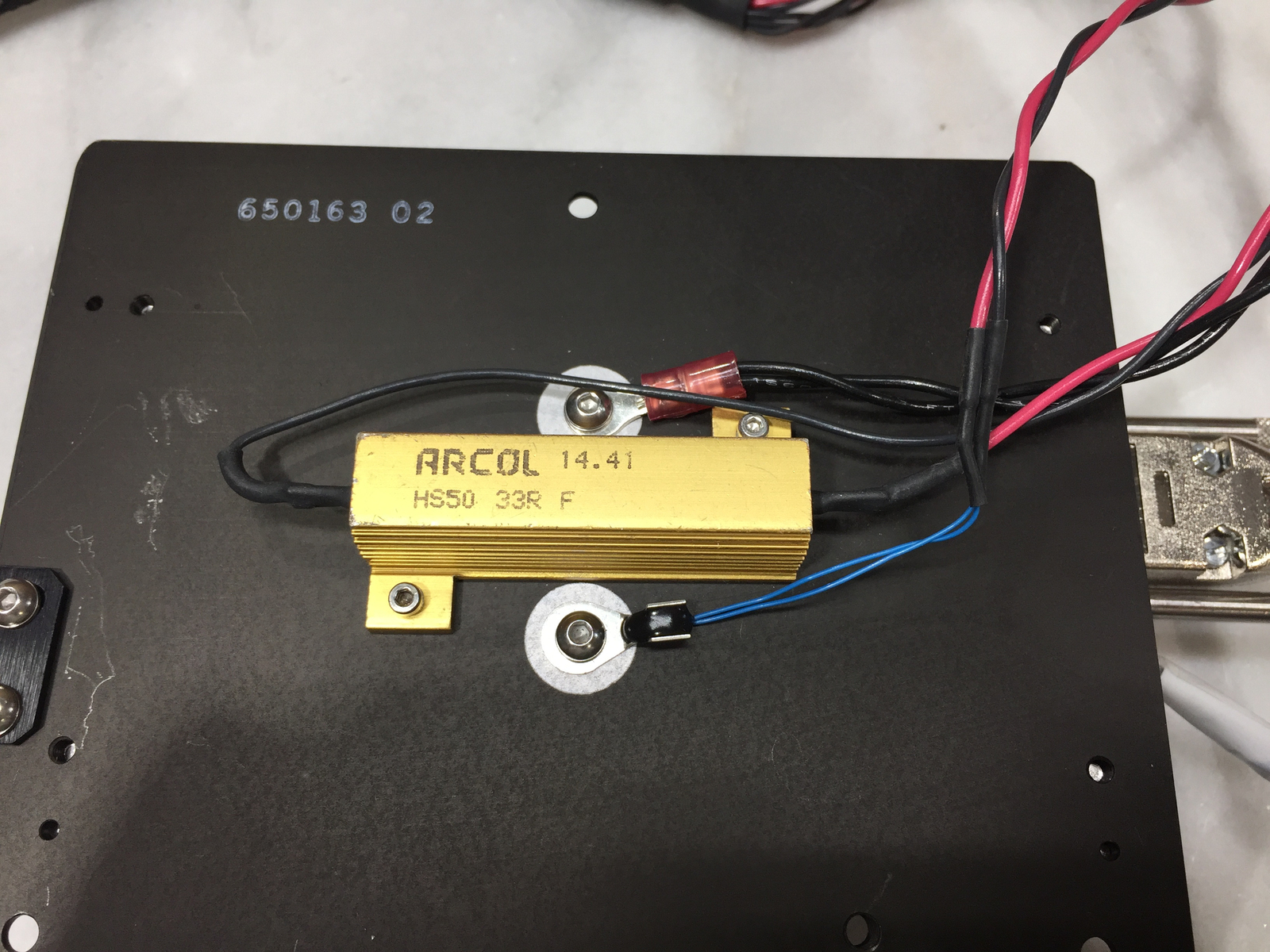JDSU/JDS Uniphase 21075556 FCD488-020 Continuous Wave Laser V2.11 488nm 500mW