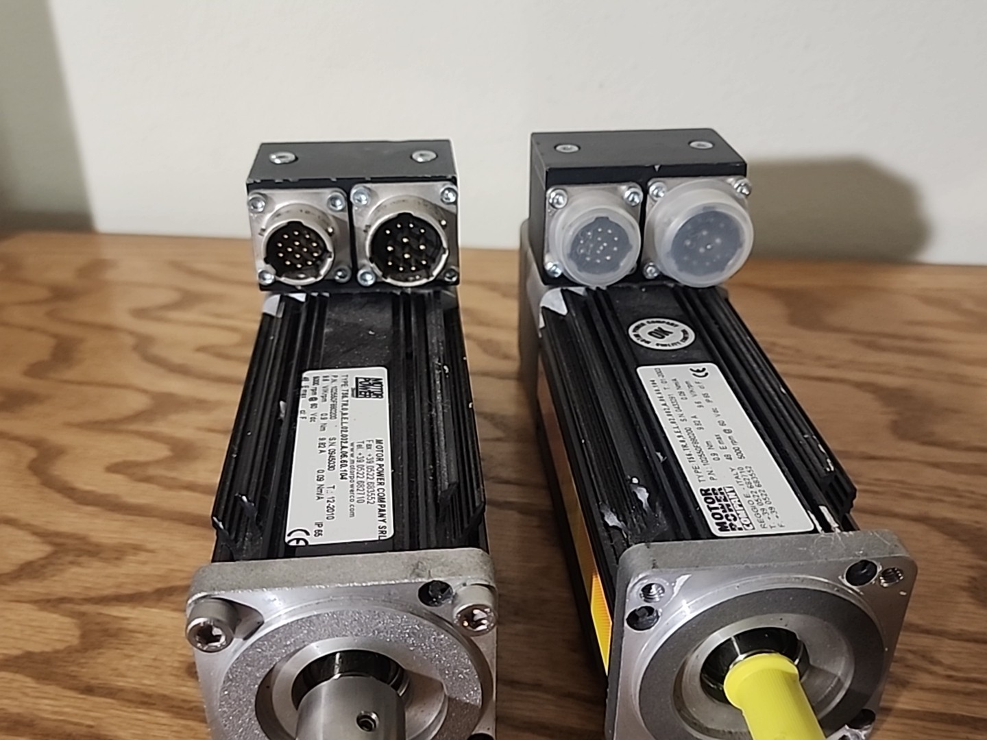 2* Motor Power Company T56.TR.0,9.E.L.02.002.A.06.60.10-104 Servo Motor