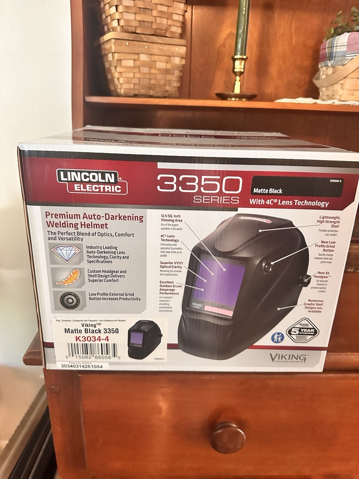 Lincoln Electric K3034-4 Viking Welding Helmet – Black