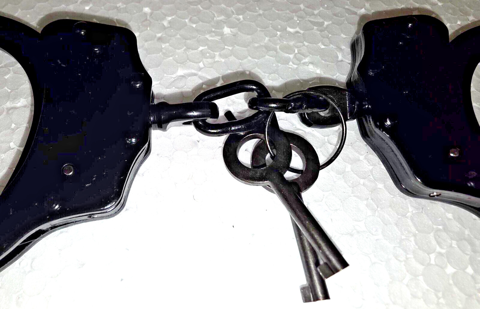 MTech USA 4508-DLB Series Double-Lock Handcuffs Carbon Steel, Nickel Black, NIB