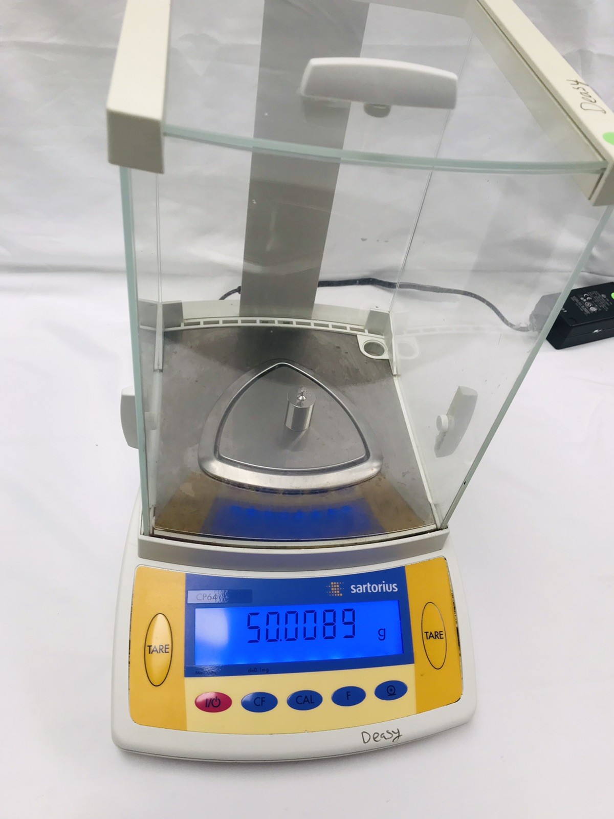Sartorius CP64 60g Analytical Balance Laboratory Benchtop Scale Draft Shield