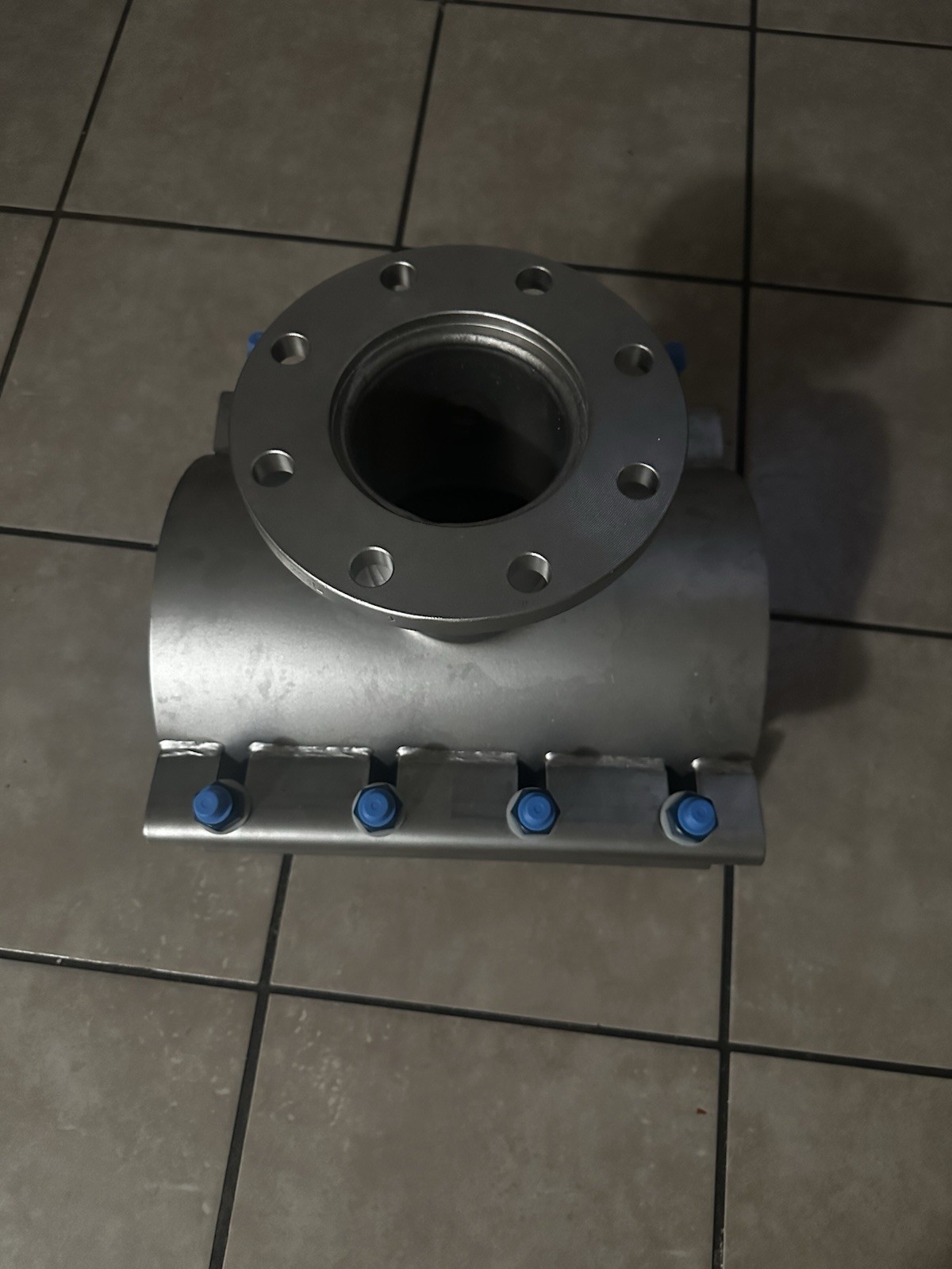 Smith Blair tapping sleeve 665 8.99 9.45