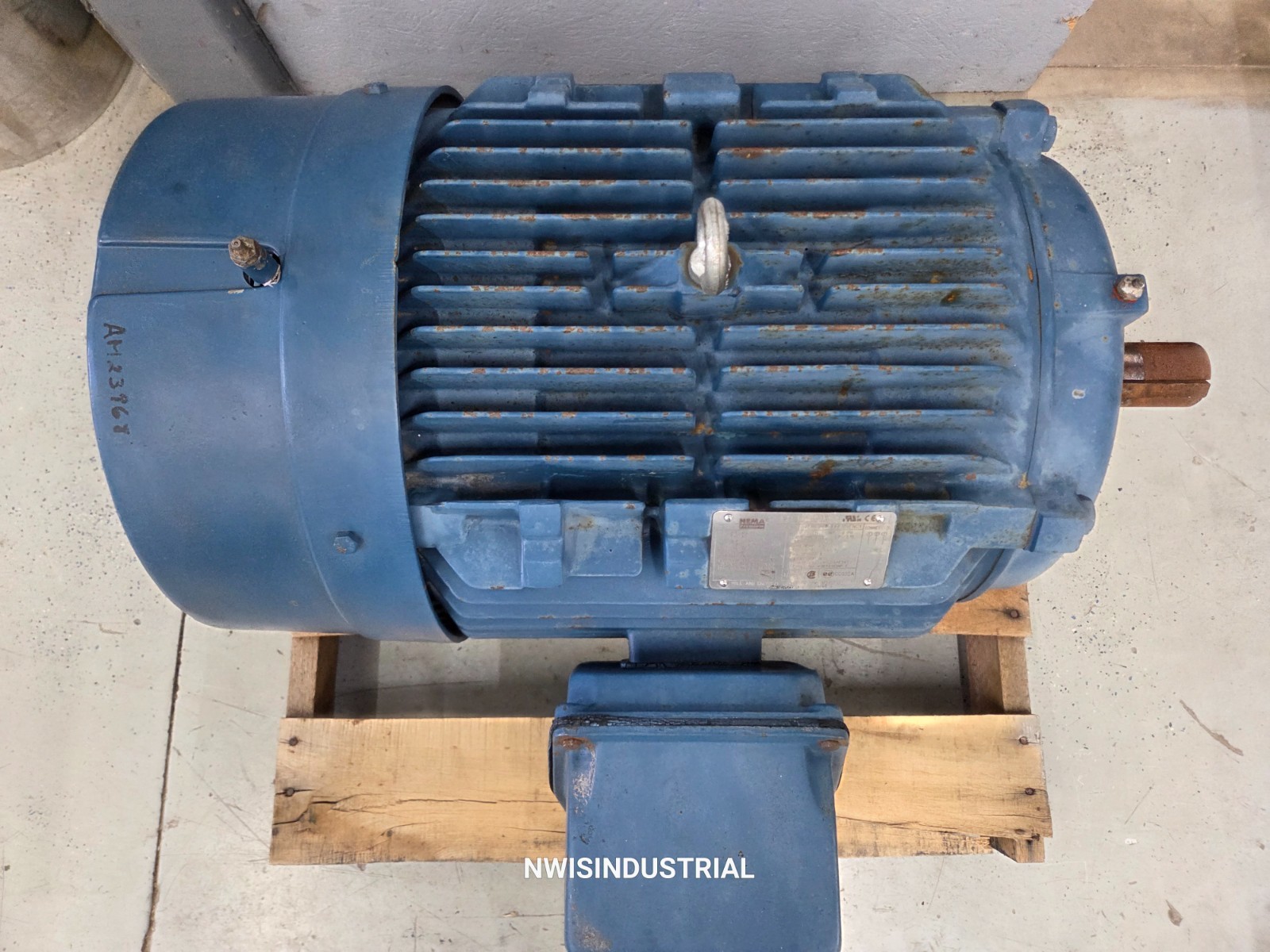 Siemens RGZEESD 40HP AC Motor 1780 RPM, 3PH, 460V, 324T, TEFC, 60HZ