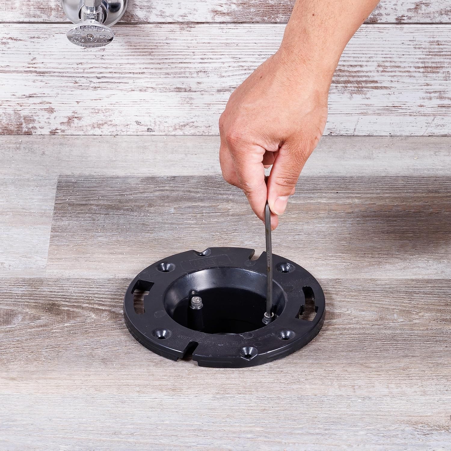 Heavy Duty 4″ Cast Iron Toilet Flange Replacement – Black ABS, Compression Seal