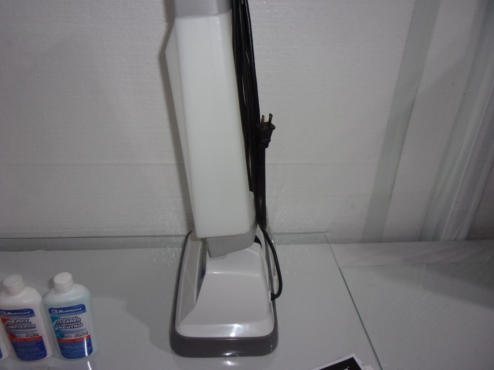 Koblenz P820 The Cleaning Machine Shampoo Polisher 3 Speed + Brushes