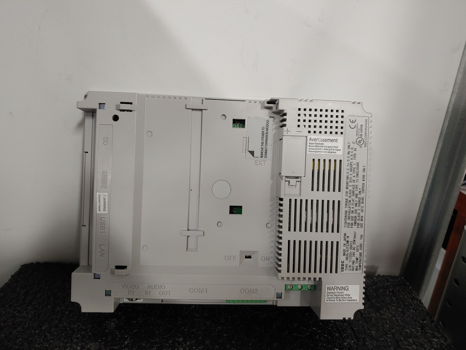 IDEC HG3G-8JT22MF-W High Performance OI Touchscreen 8.4 TFT 65K Color