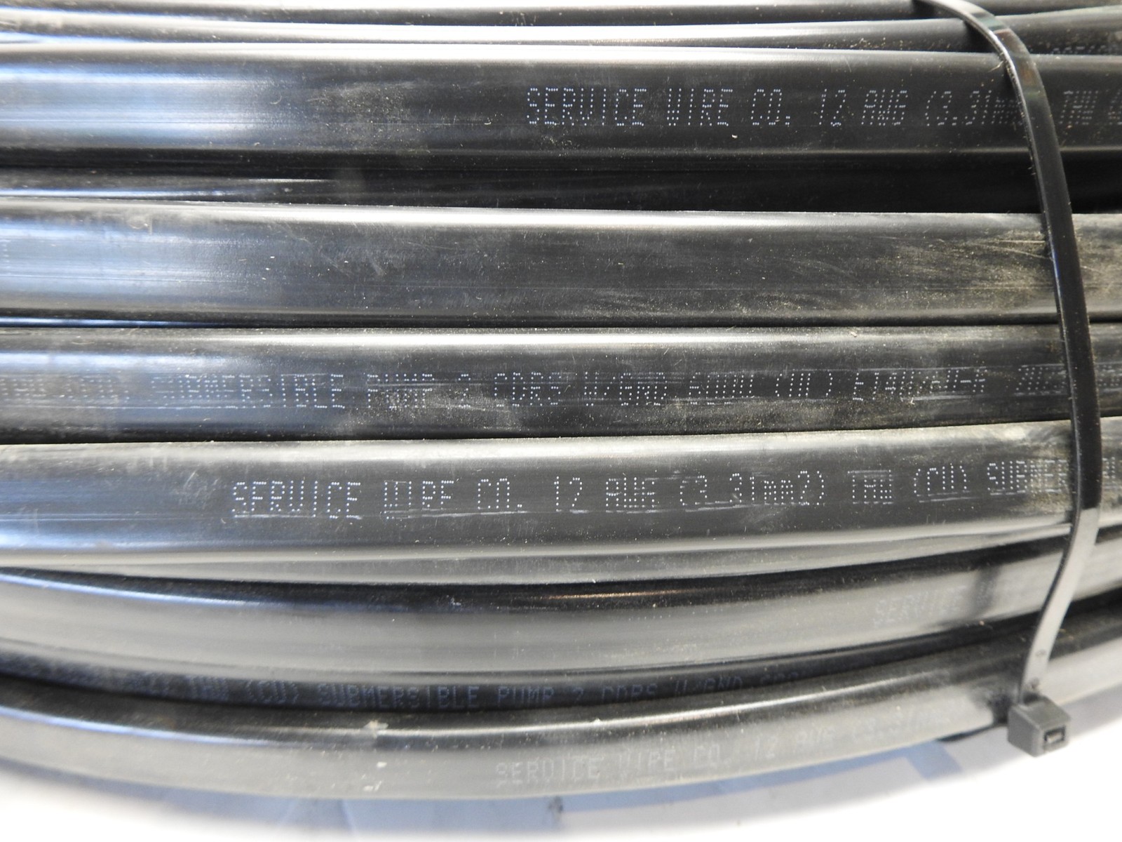 Service Wire Co Submersible Pump 12AWG E140260-G THW Cable, 600V – 300′ 3 Wire
