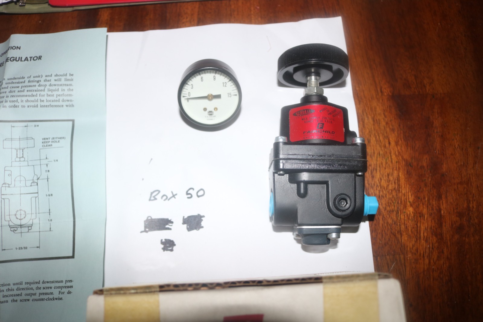 NOS Fairchild Kendall pneumatic pressure regulator model 30 0-10 PSI