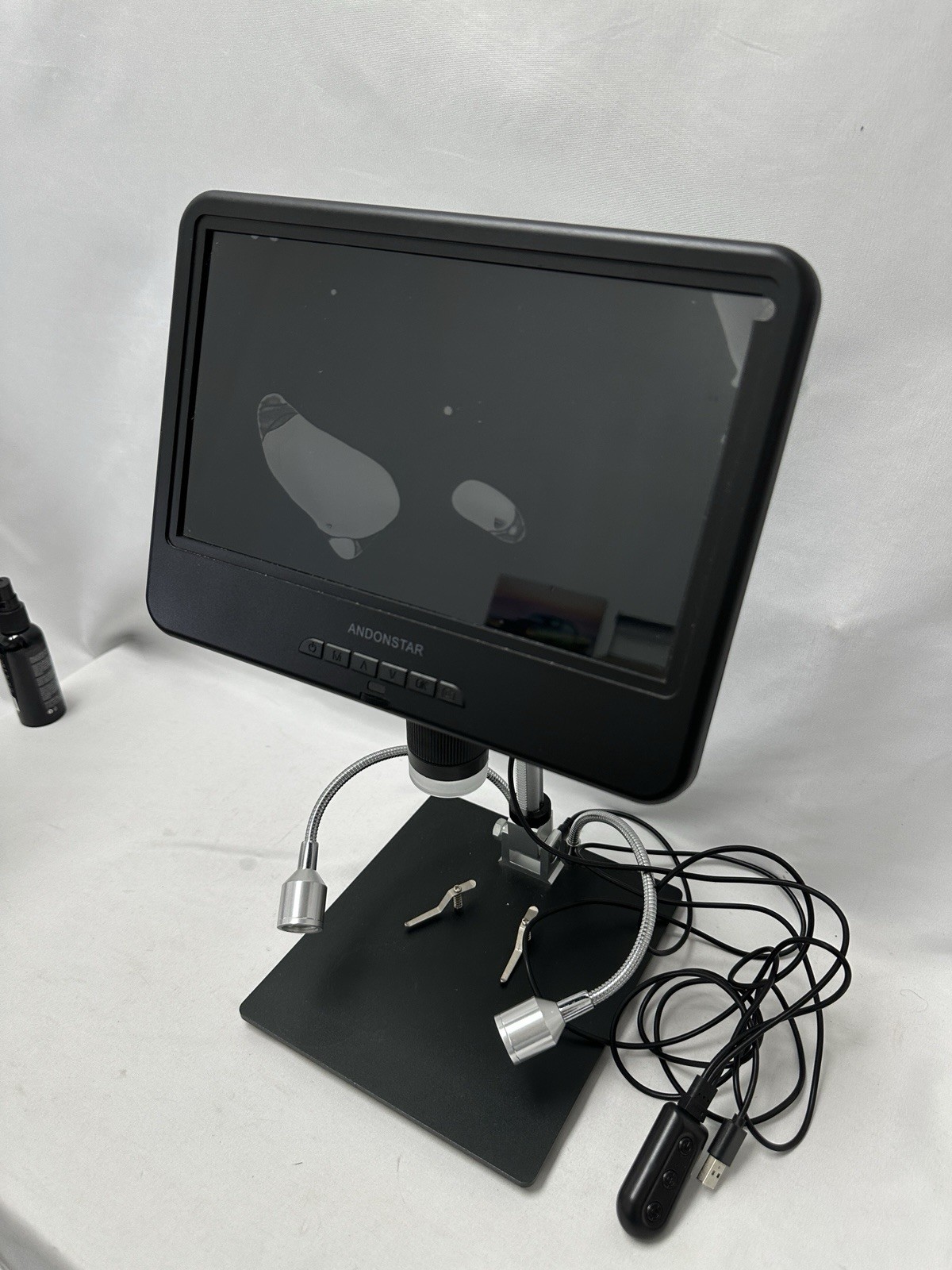 Andonstar 10.1 Inch LCD Digital Microscope – New No Box